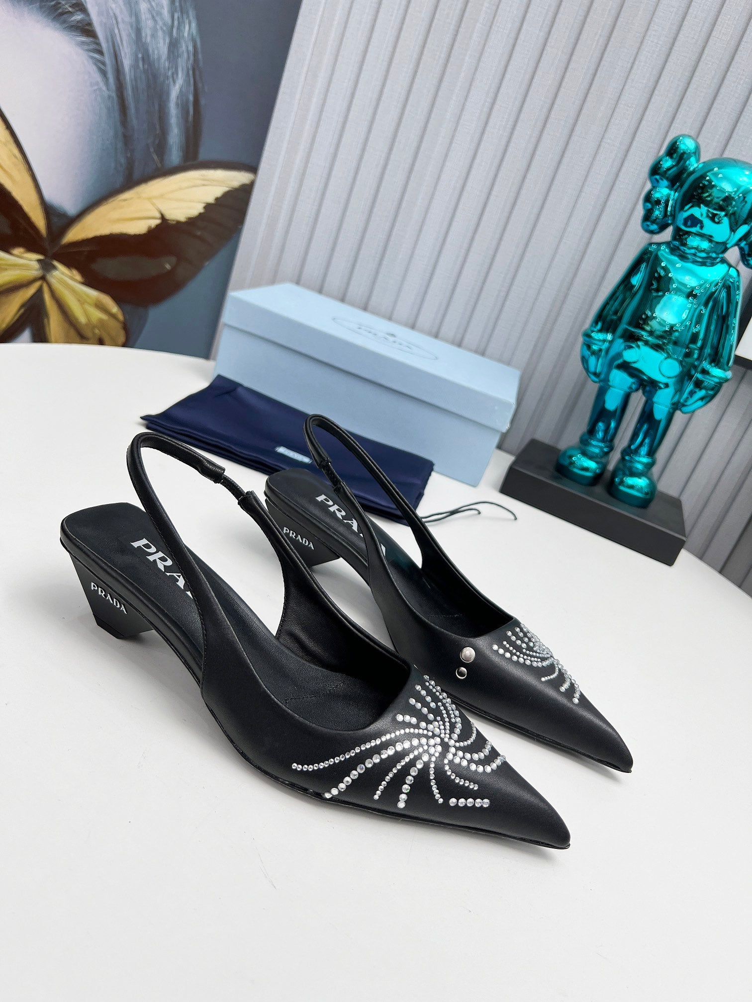 PRADA 26S POINTED TOE SLINGBACK 40MM IN BLACK CALFSKIN CRYSTAL EMBELLISHED
