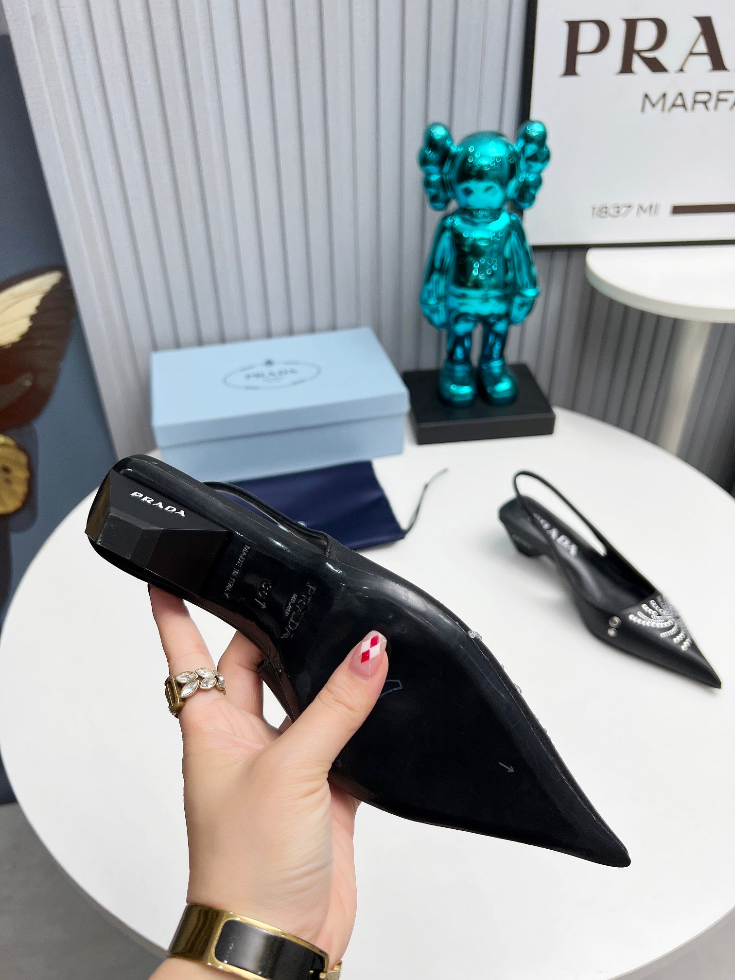 PRADA 26S POINTED TOE SLINGBACK 40MM IN BLACK CALFSKIN CRYSTAL EMBELLISHED