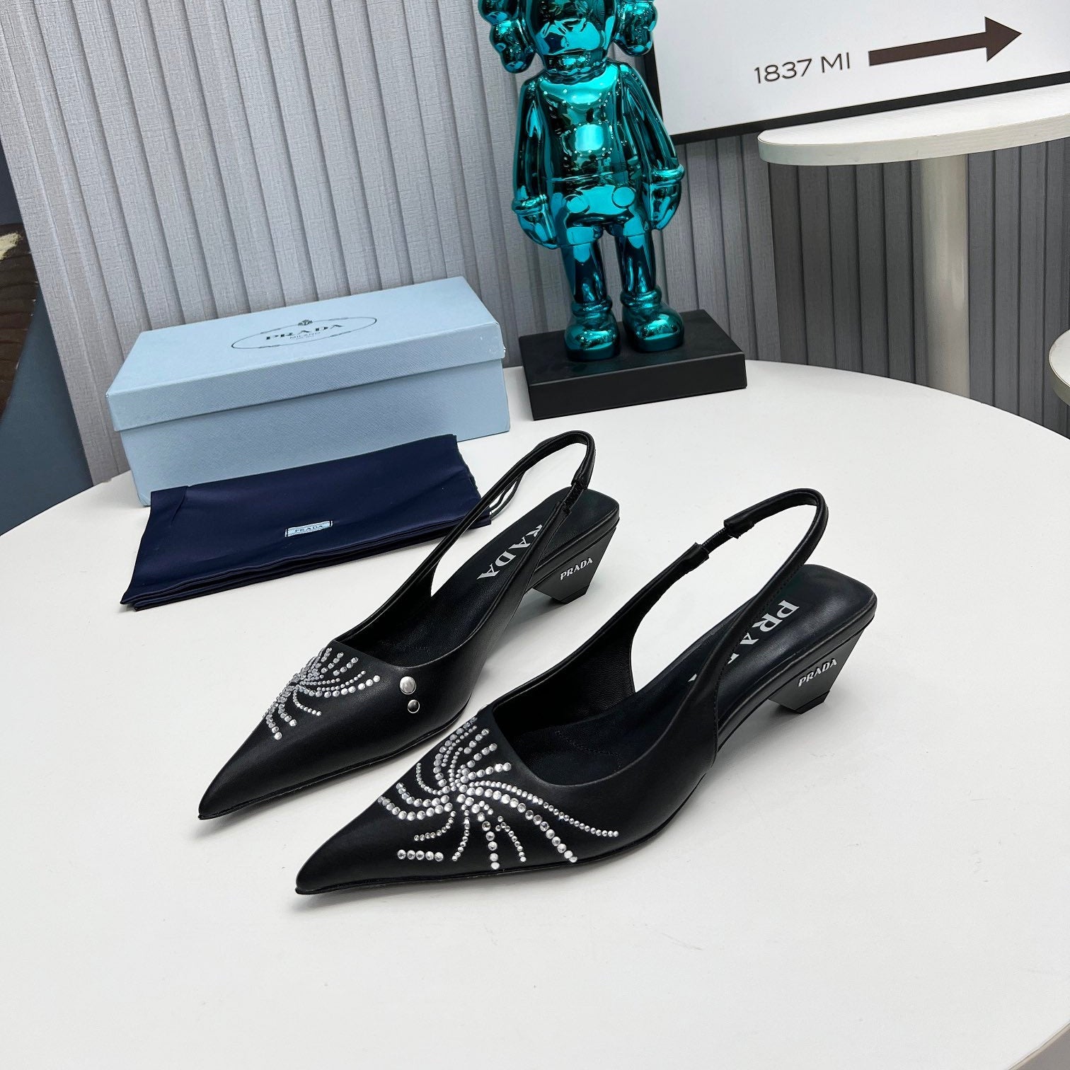 PRADA 26S POINTED TOE SLINGBACK 40MM IN BLACK CALFSKIN CRYSTAL EMBELLISHED