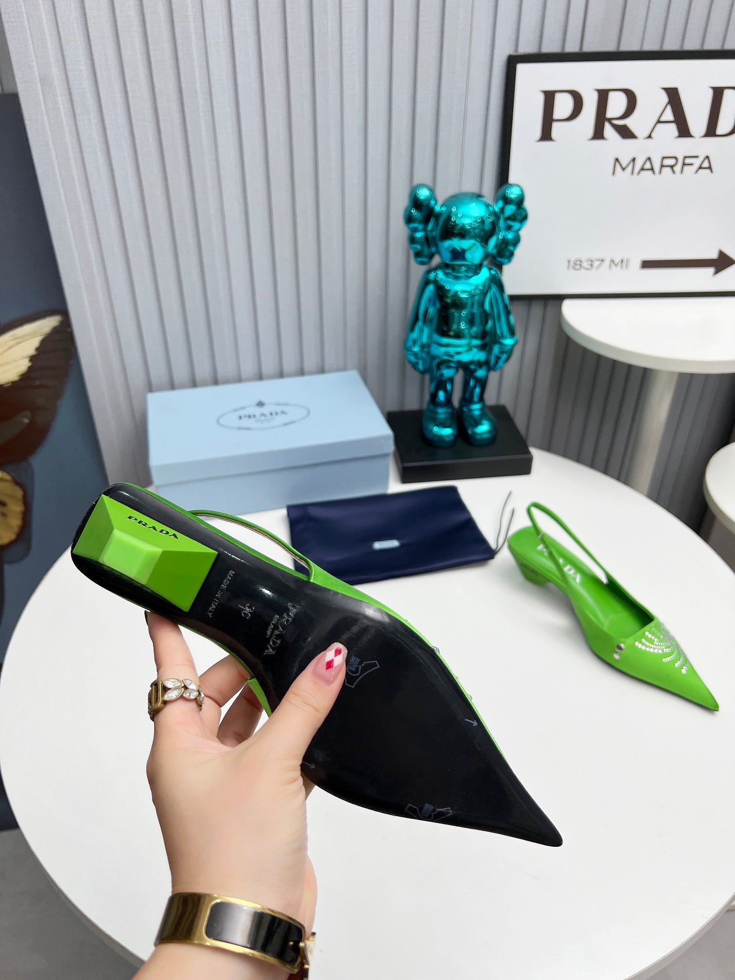 PRADA 26S POINTED TOE SLINGBACK 40MM IN APPLE GREEN SATIN CRYSTAL EMBELLISHED