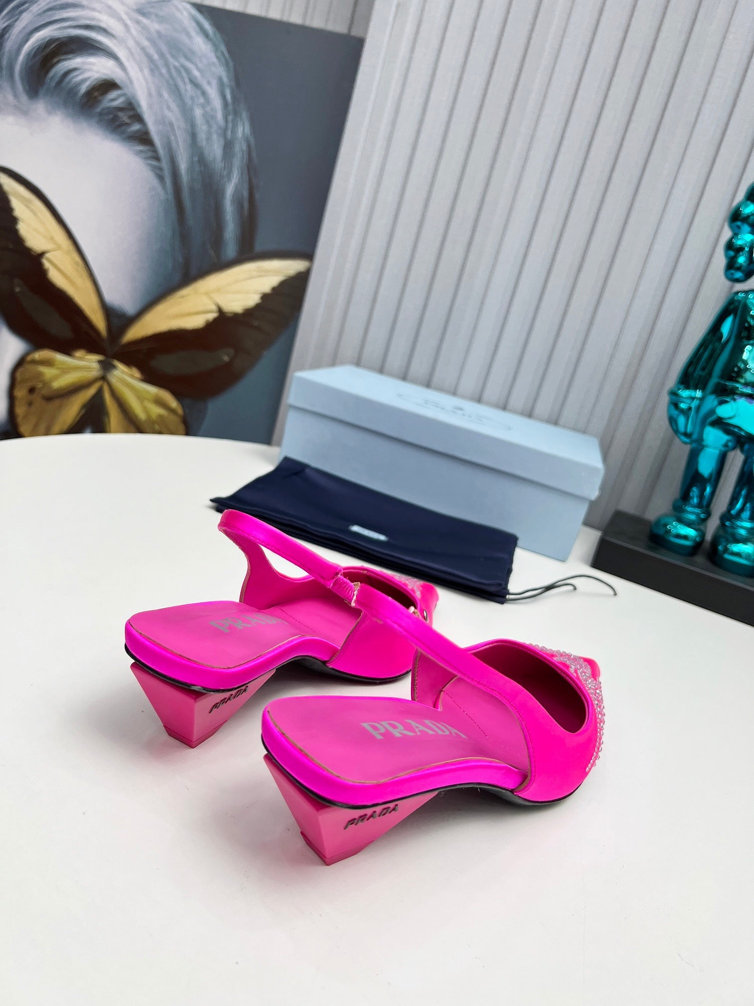 PRADA 26S POINTED TOE SLINGBACK 40MM IN FUCHSIA PINK SATIN CRYSTAL EMBELLISHED