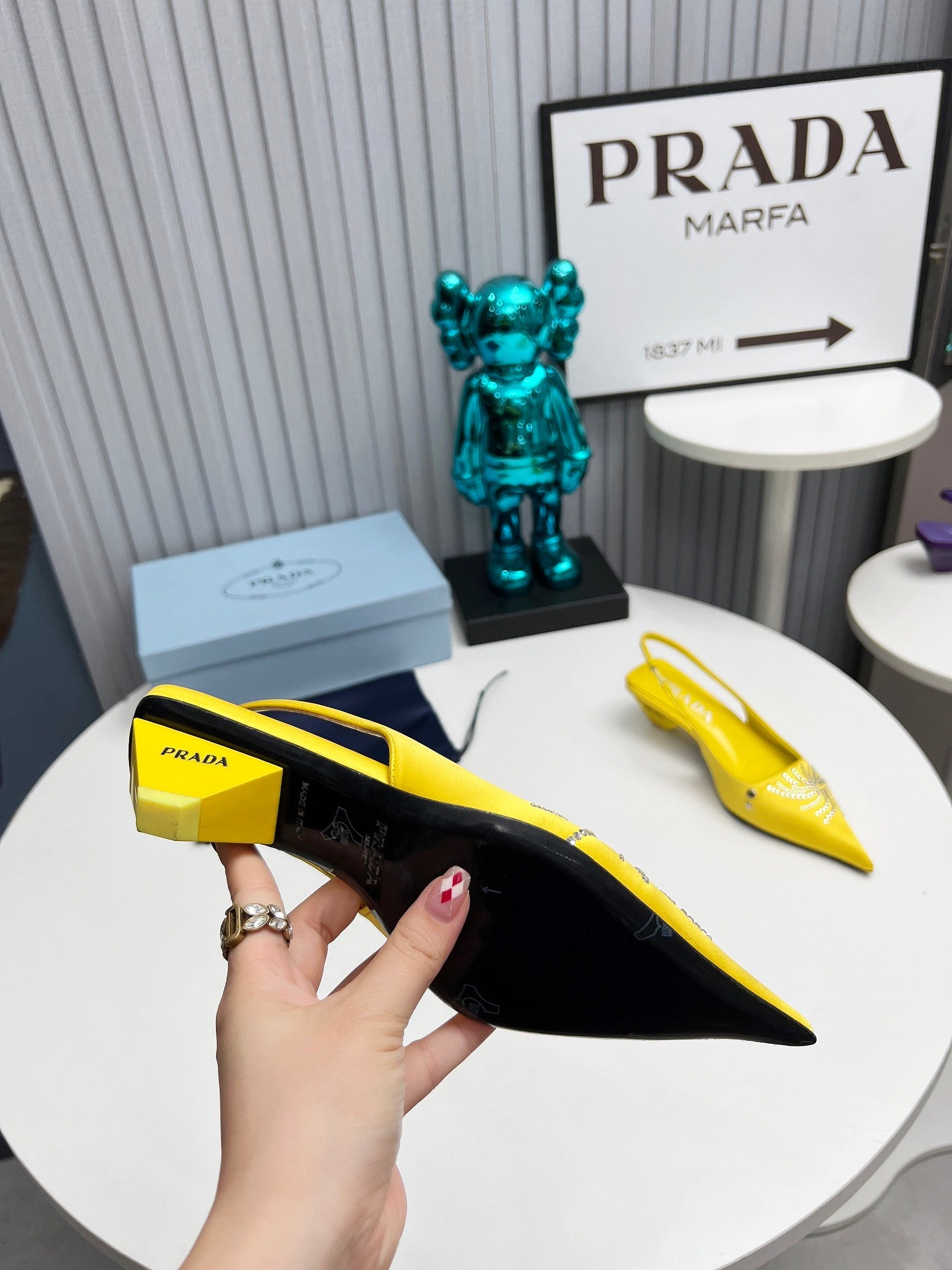 PRADA 26S POINTED TOE SLINGBACK 40MM IN YELLOW SATIN CRYSTAL EMBELLISHED