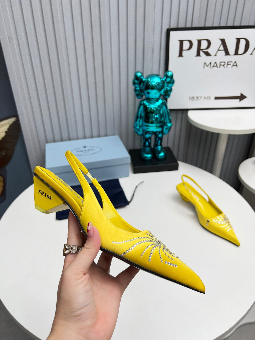 PRADA 26S POINTED TOE SLINGBACK 40MM IN YELLOW SATIN CRYSTAL EMBELLISHED
