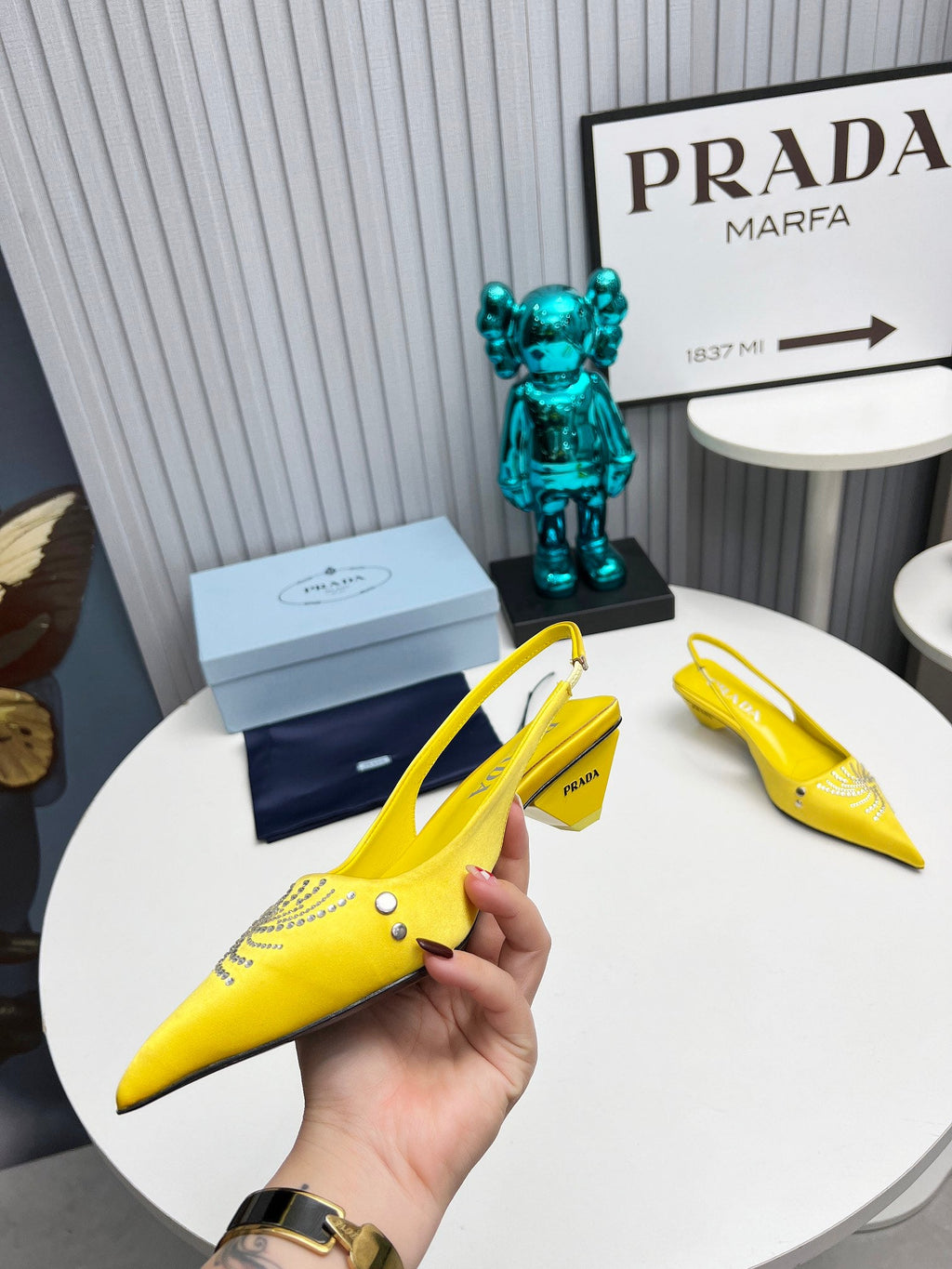 PRADA 26S POINTED TOE SLINGBACK 40MM IN YELLOW SATIN CRYSTAL EMBELLISHED
