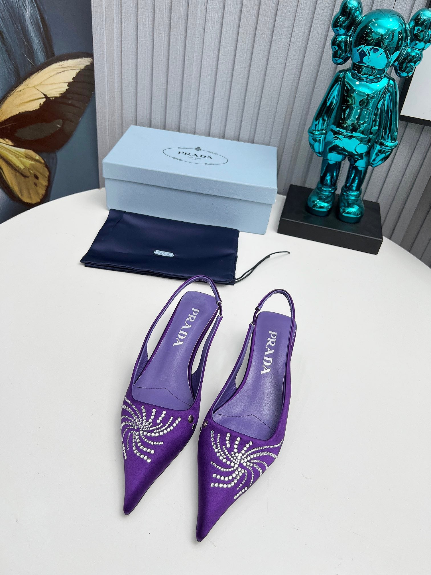 PRADA 26S POINTED TOE SLINGBACK 40MM IN PURPLE SATIN CRYSTAL EMBELLISHED