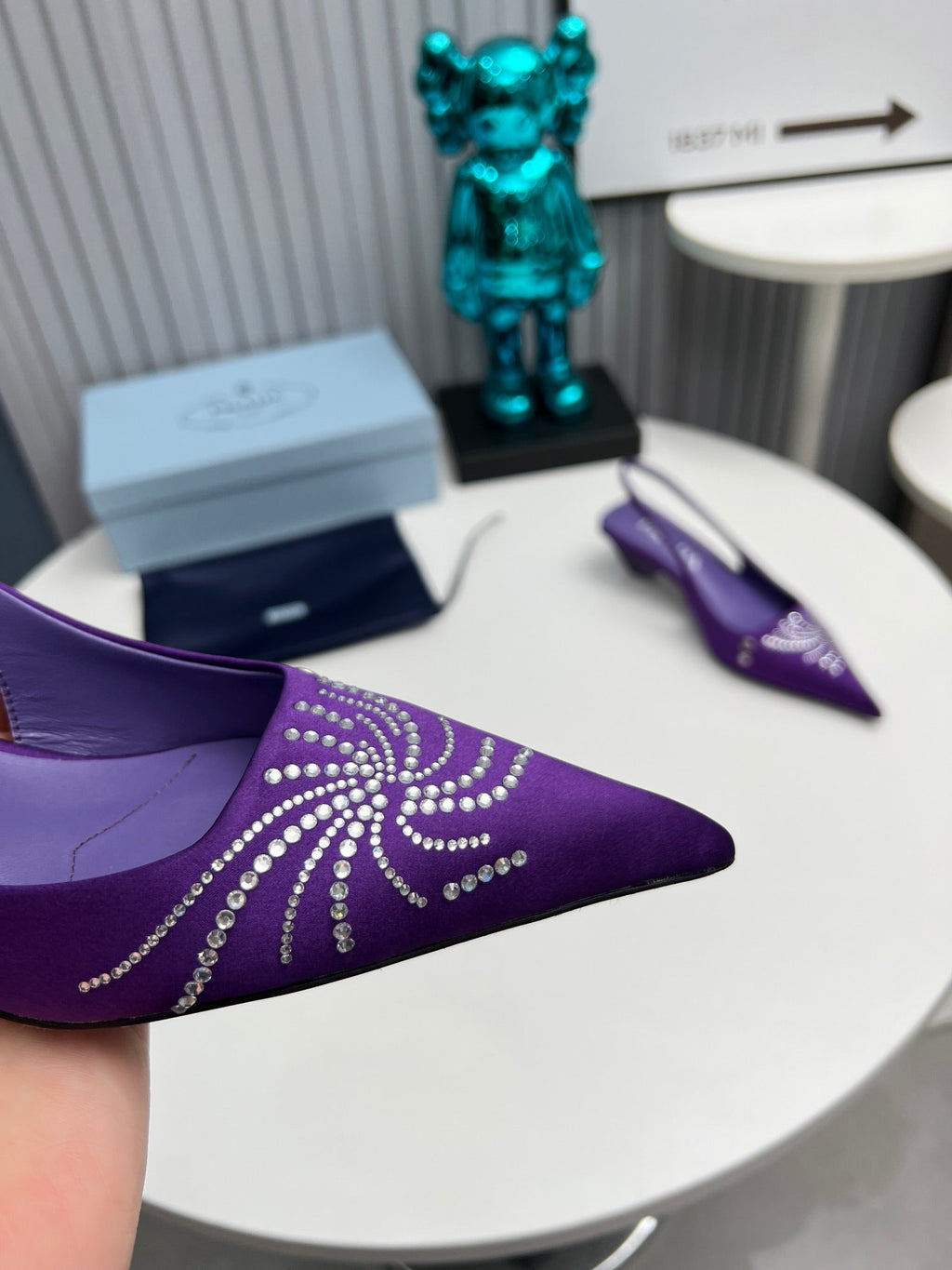 PRADA 26S POINTED TOE SLINGBACK 40MM IN PURPLE SATIN CRYSTAL EMBELLISHED