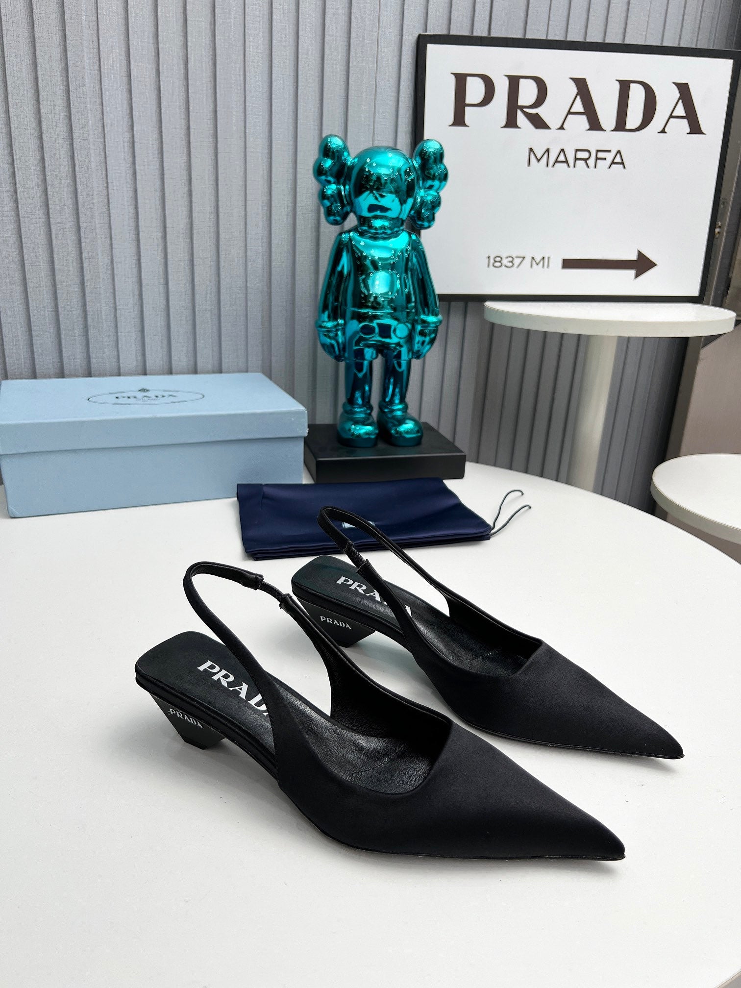 PRADA 26S POINTED TOE SLINGBACK 40MM IN BLACK SATIN