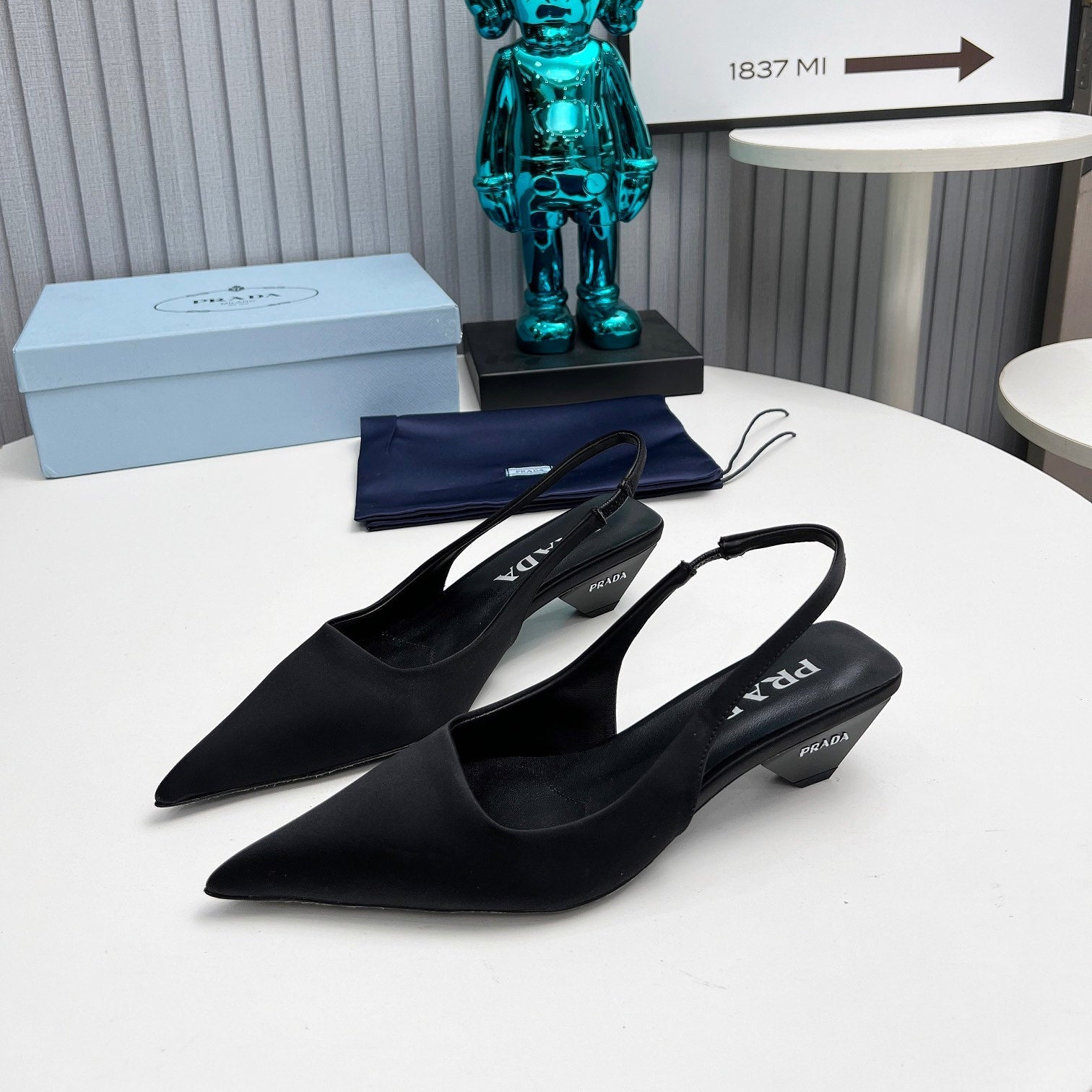 PRADA 26S POINTED TOE SLINGBACK 40MM IN BLACK SATIN