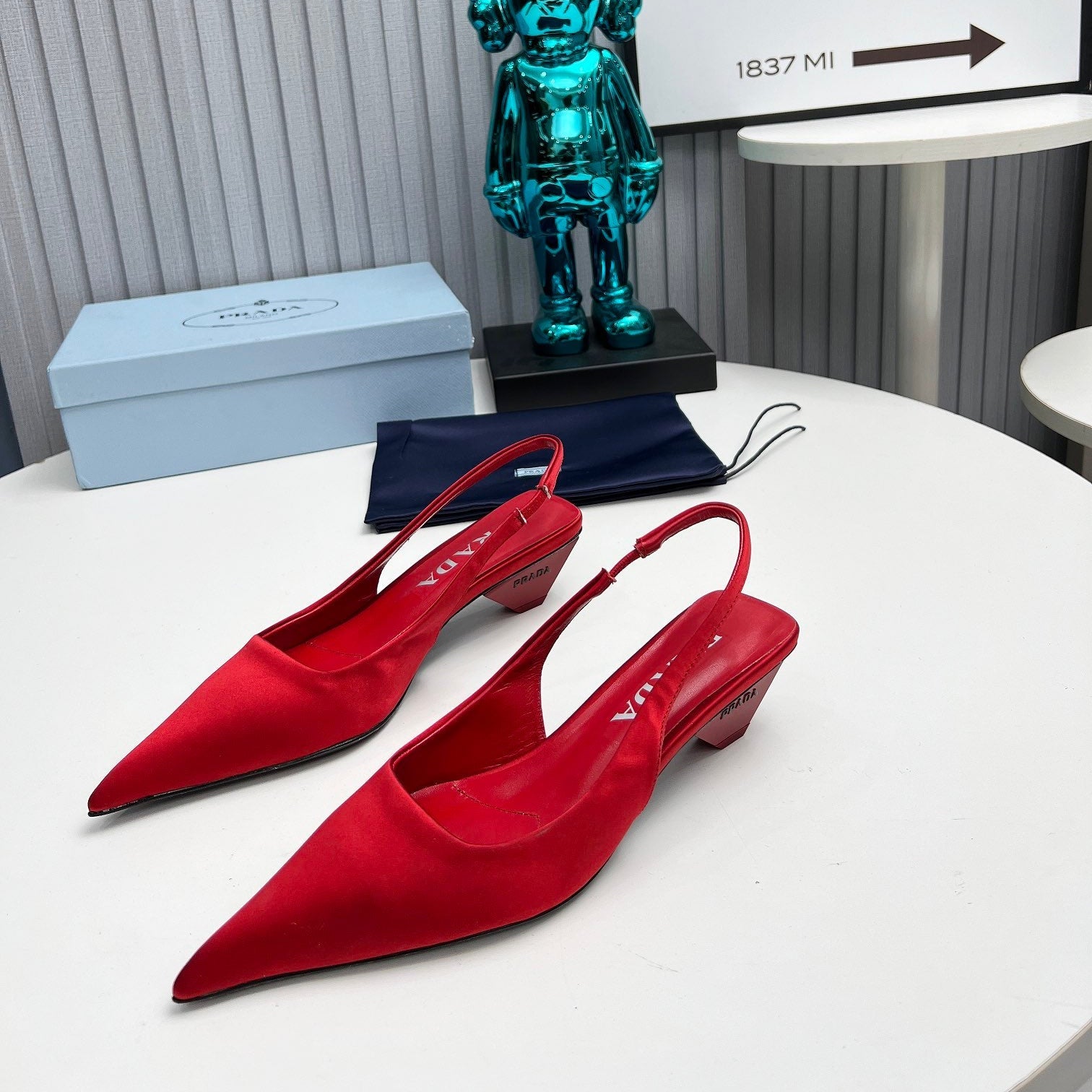 PRADA 26S POINTED TOE SLINGBACK 40MM IN DARK RED SATIN