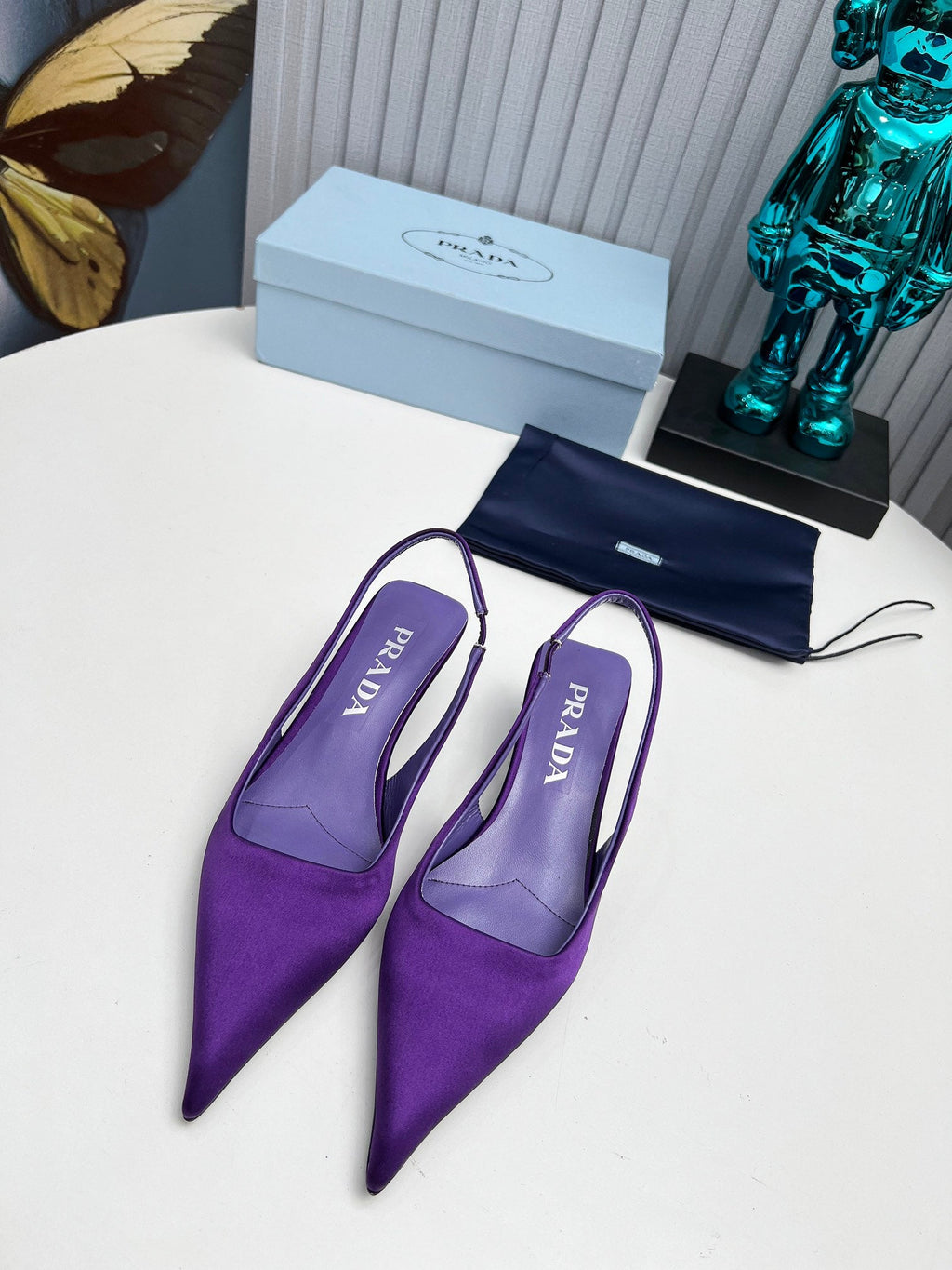 PRADA 26S POINTED TOE SLINGBACK 40MM IN PURPLE SATIN