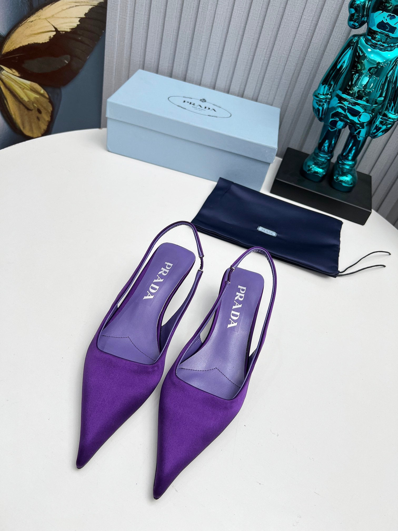 PRADA 26S POINTED TOE SLINGBACK 40MM IN PURPLE SATIN