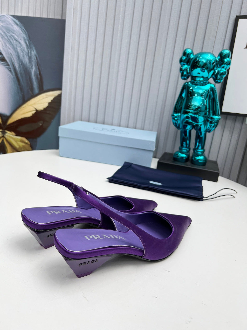 PRADA 26S POINTED TOE SLINGBACK 40MM IN PURPLE SATIN