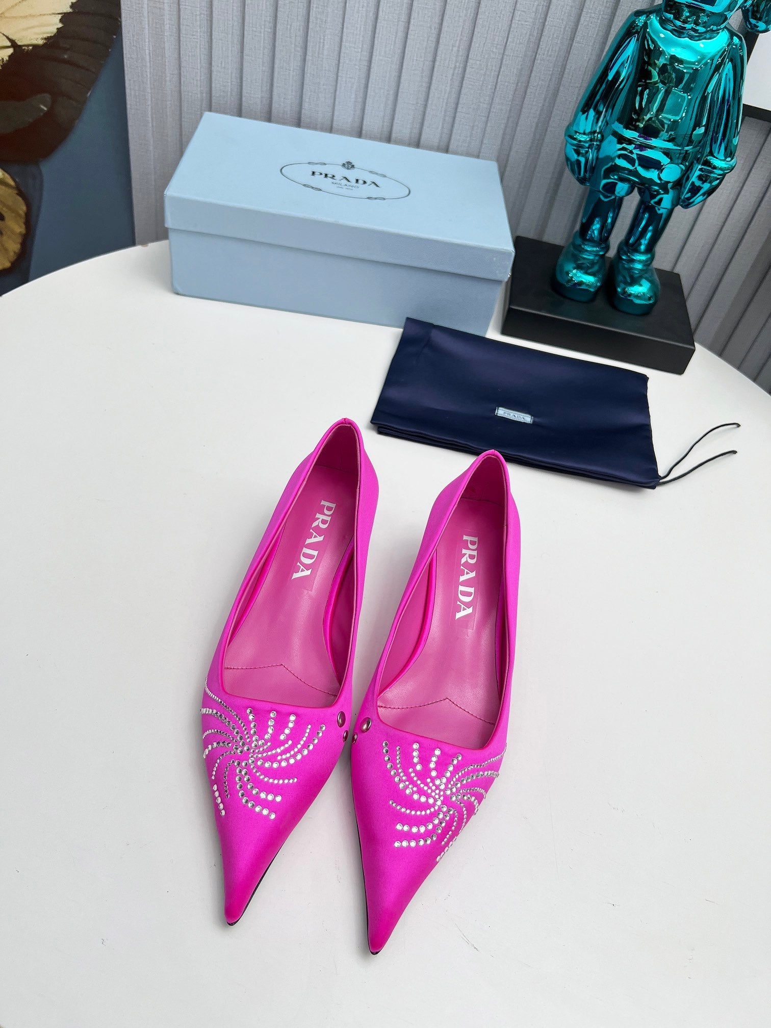 PRADA 26S POINTED TOE PUMPS 40MM IN FUCHSIA PINK SATIN CRYSTAL EMBELLISHED