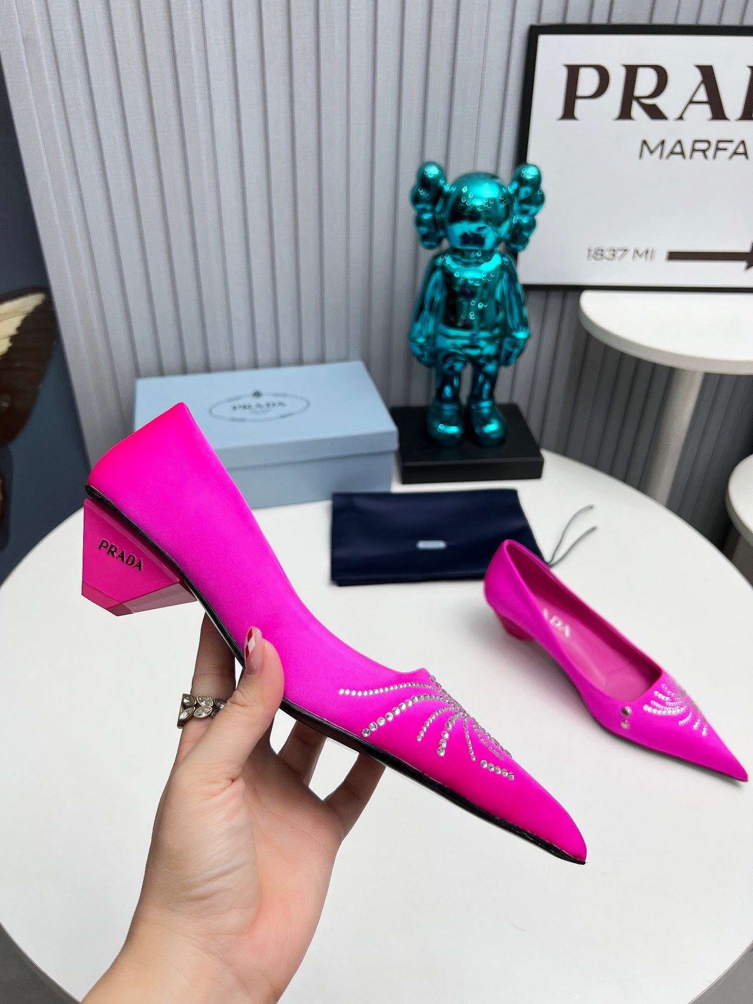 PRADA 26S POINTED TOE PUMPS 40MM IN FUCHSIA PINK SATIN CRYSTAL EMBELLISHED
