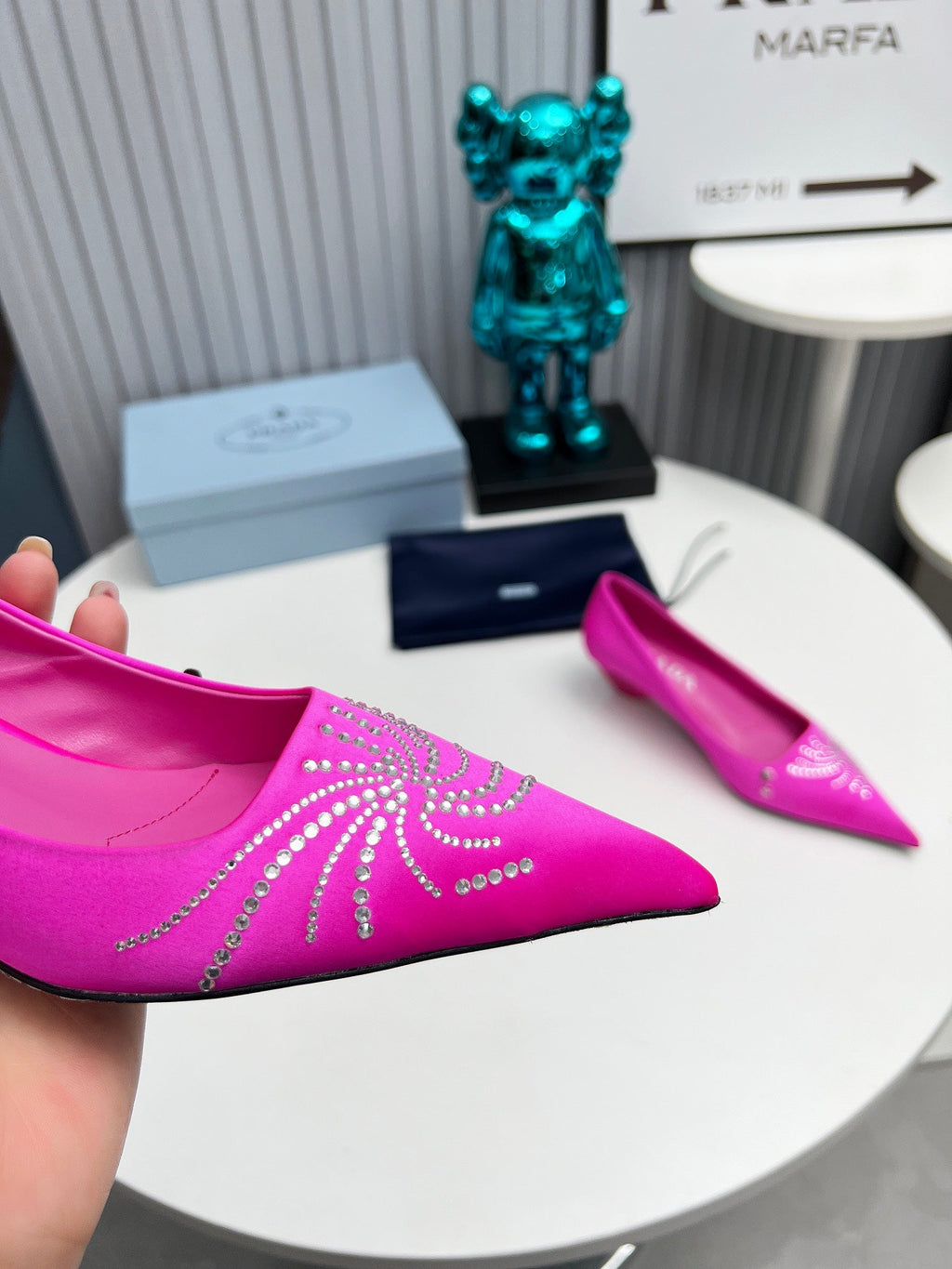 PRADA 26S POINTED TOE PUMPS 40MM IN FUCHSIA PINK SATIN CRYSTAL EMBELLISHED