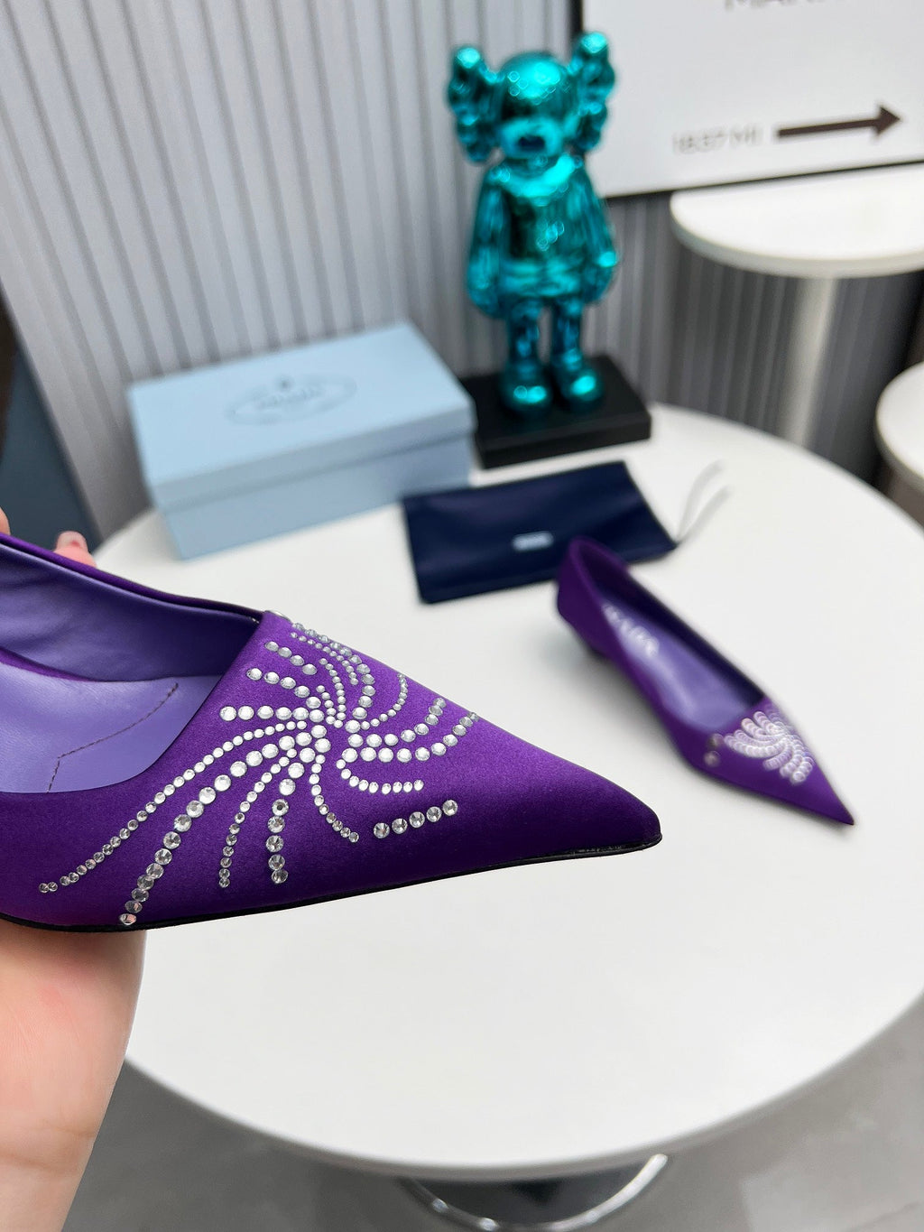 PRADA 26S POINTED TOE PUMPS 40MM IN PURPLE SATIN CRYSTAL EMBELLISHED