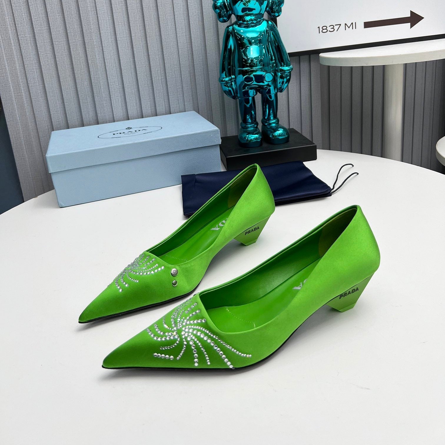 PRADA 26S POINTED TOE PUMPS 40MM IN APPLE GREEN SATIN CRYSTAL EMBELLISHED