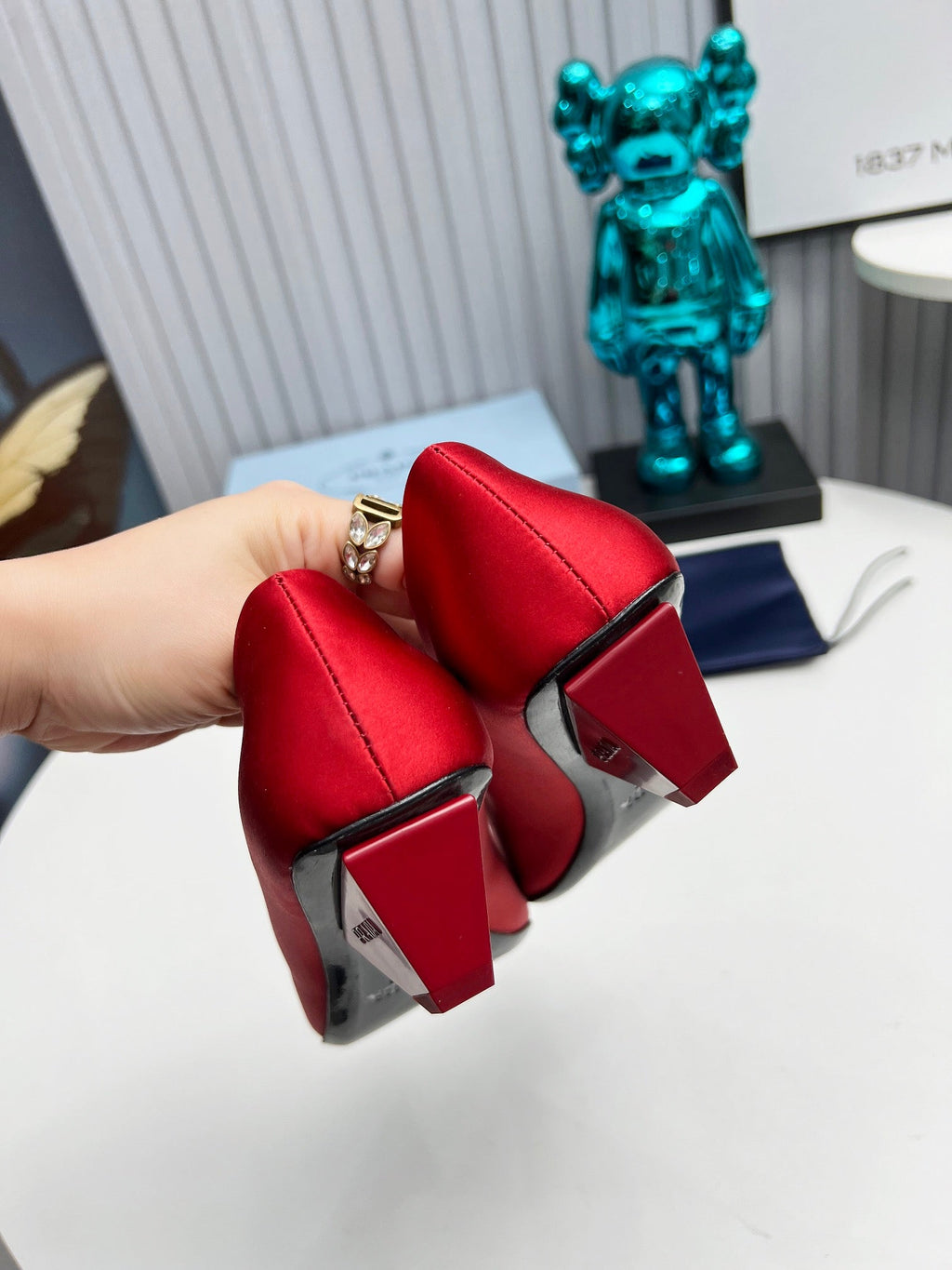 PRADA 26S POINTED TOE PUMPS 40MM IN RED SATIN