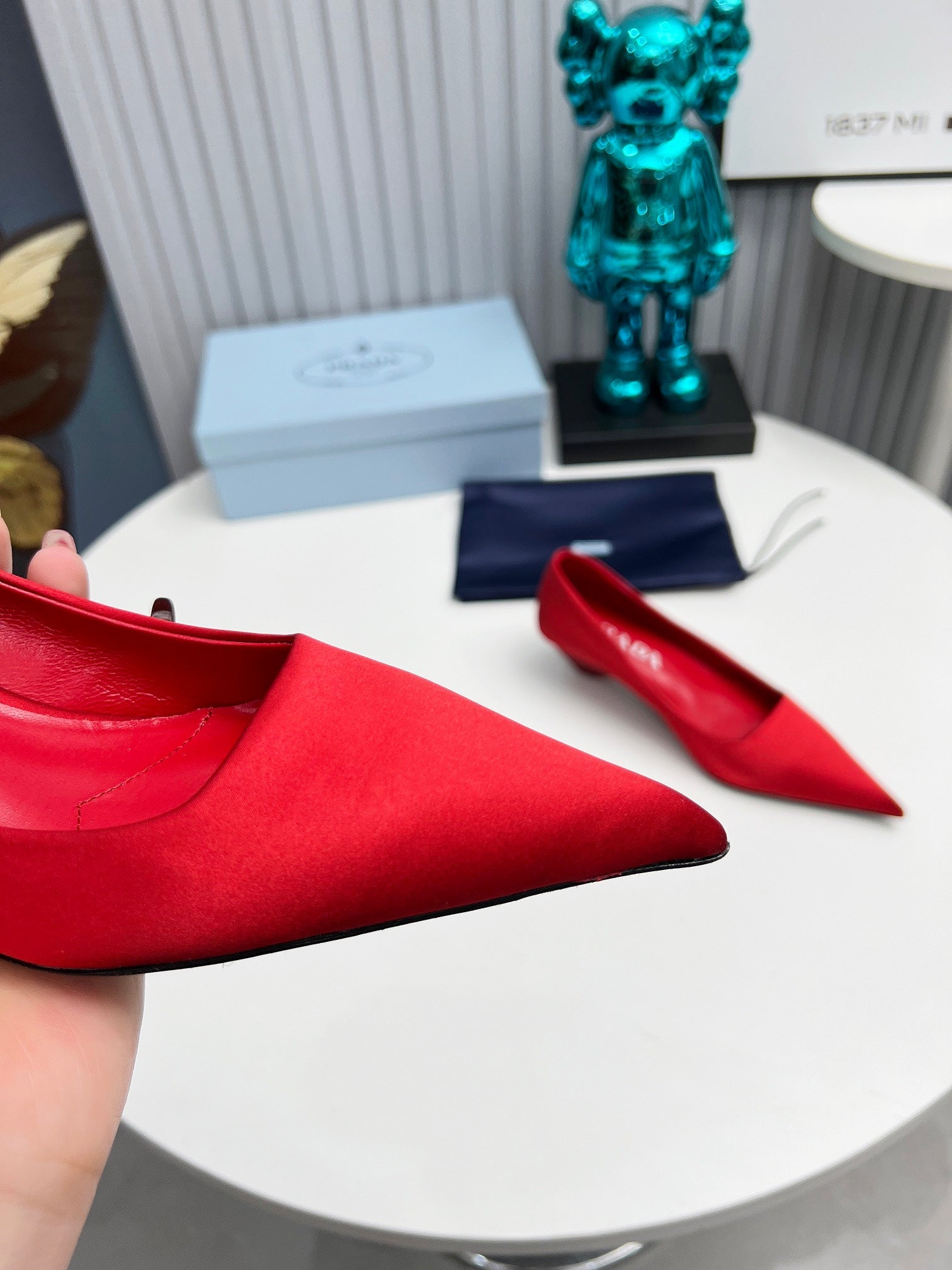 PRADA 26S POINTED TOE PUMPS 40MM IN RED SATIN