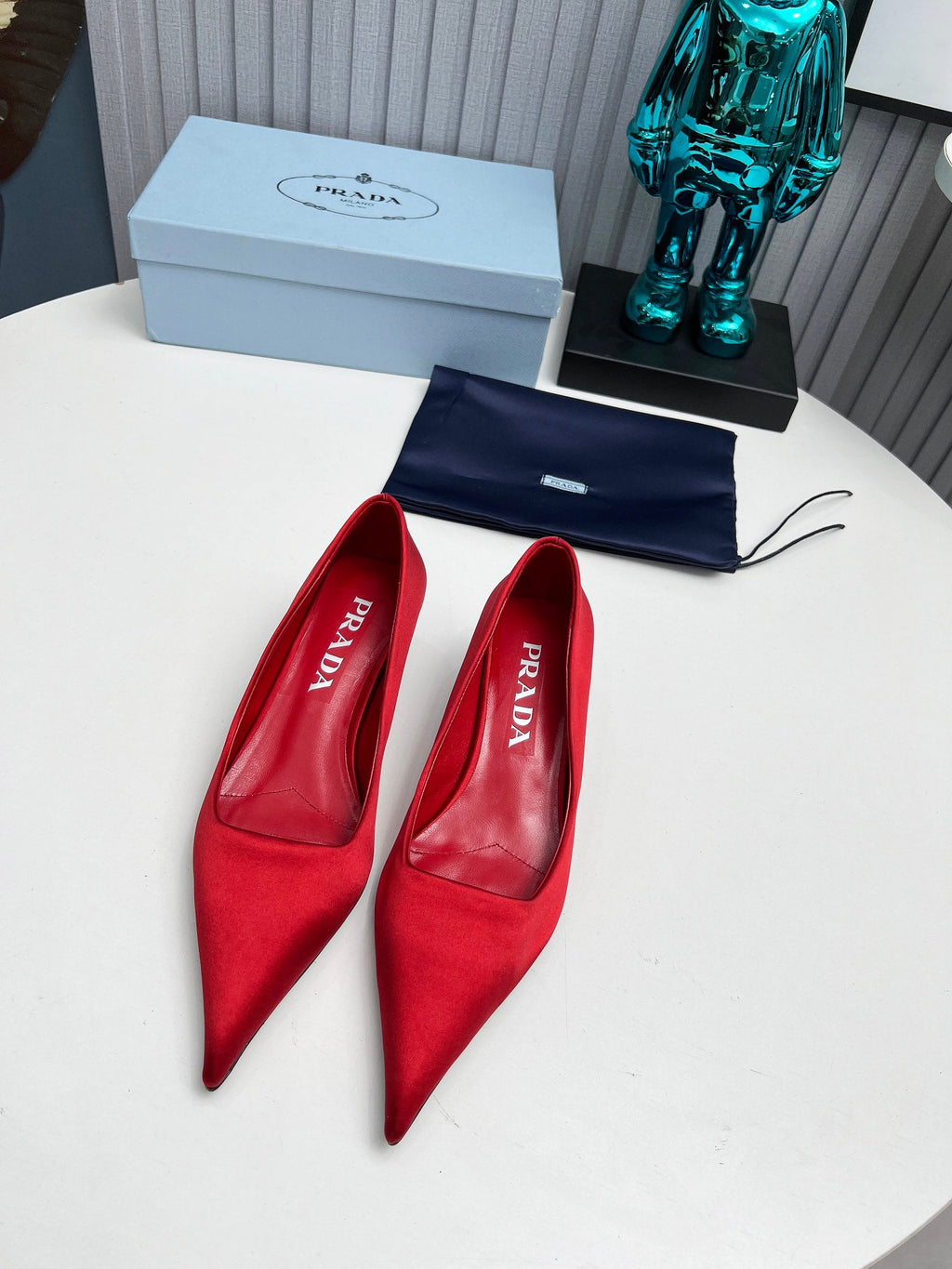 PRADA 26S POINTED TOE PUMPS 40MM IN RED SATIN