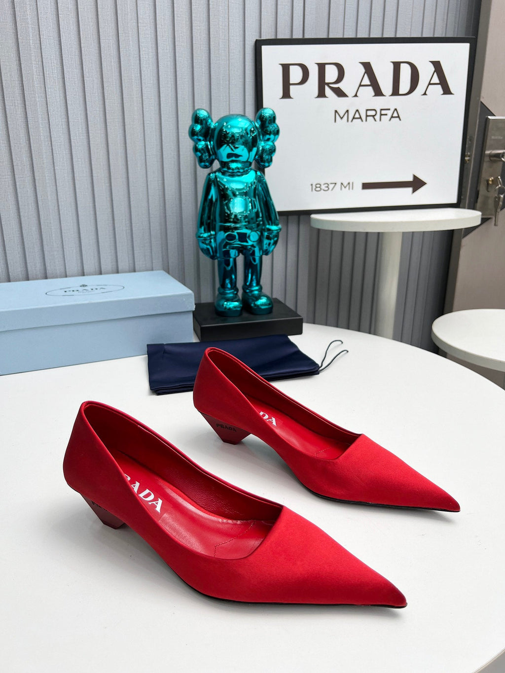 PRADA 26S POINTED TOE PUMPS 40MM IN RED SATIN