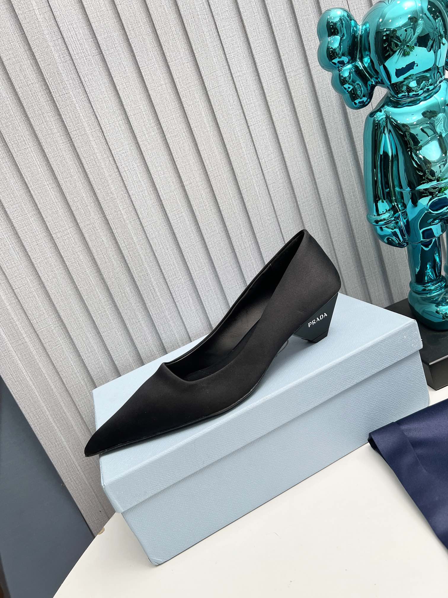 PRADA 26S POINTED TOE PUMPS 40MM IN BLACK SATIN
