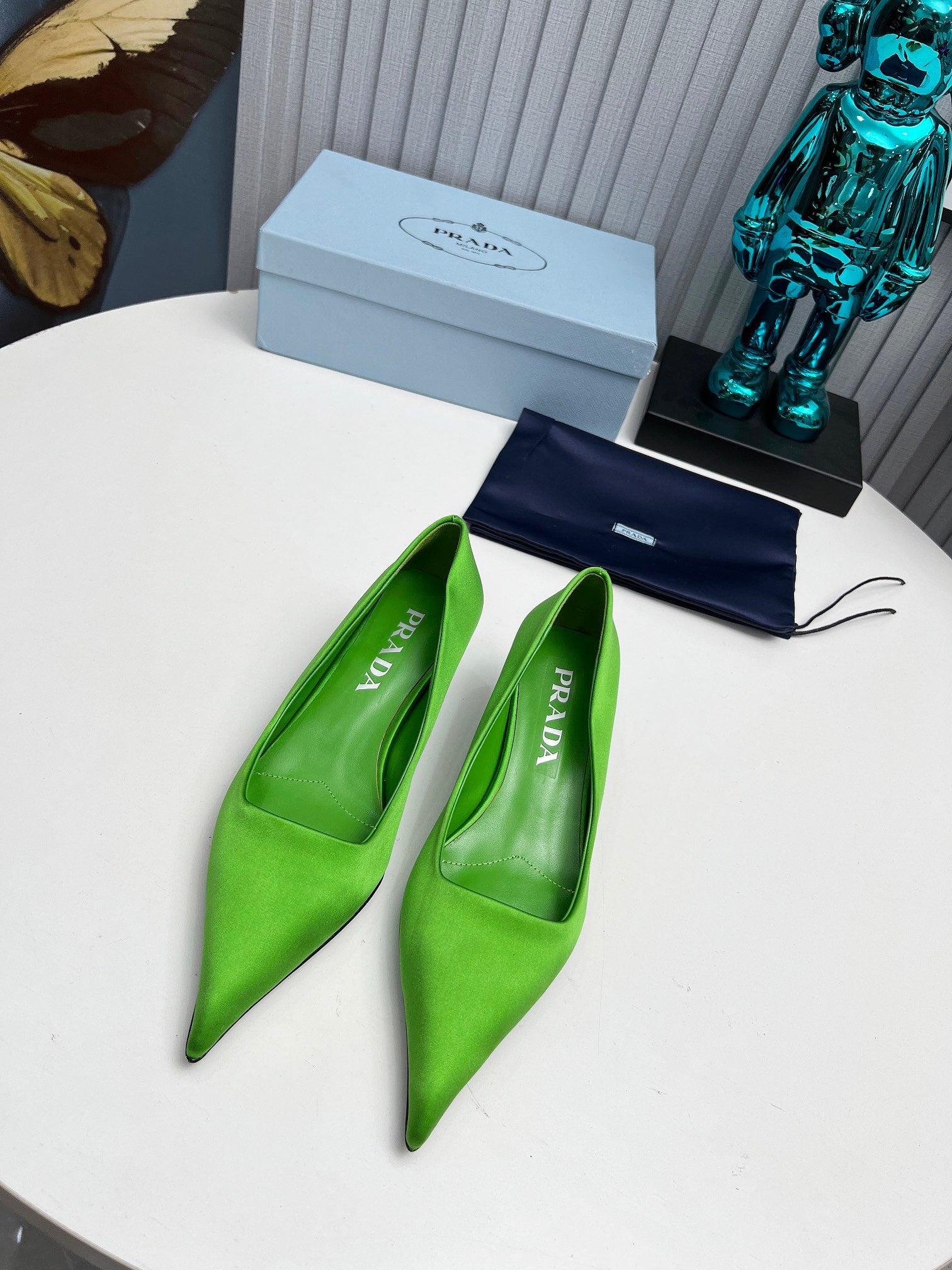 PRADA 26S POINTED TOE PUMPS 40MM IN APPLE GREEN SATIN