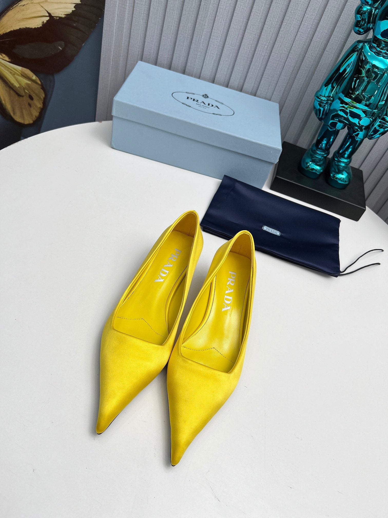 PRADA 26S POINTED TOE PUMPS 40MM IN YELLOW SATIN