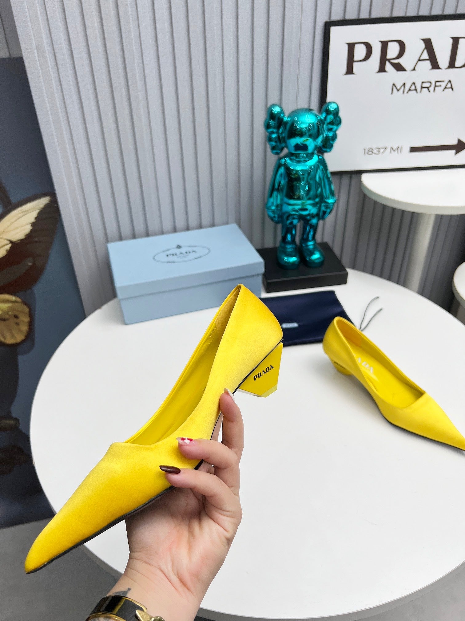 PRADA 26S POINTED TOE PUMPS 40MM IN YELLOW SATIN
