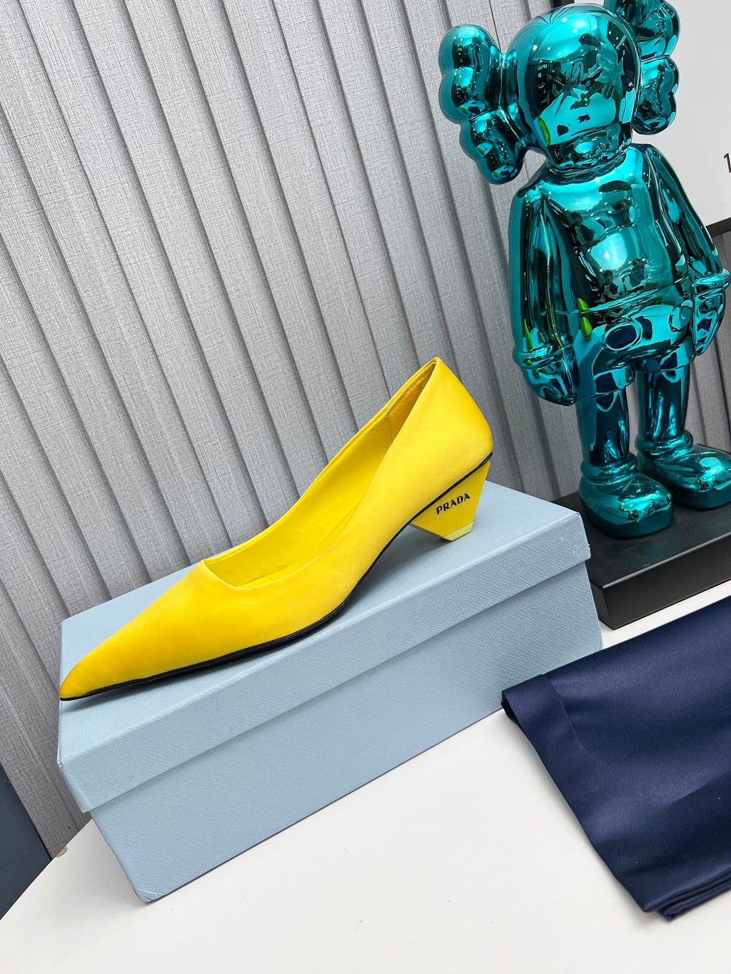 PRADA 26S POINTED TOE PUMPS 40MM IN YELLOW SATIN