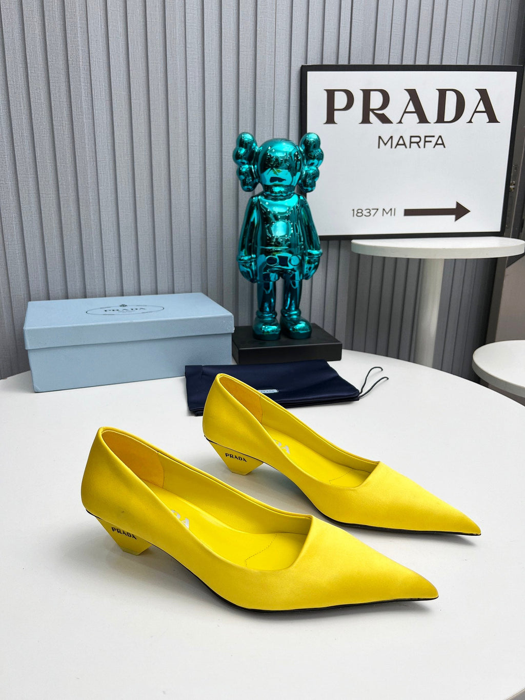 PRADA 26S POINTED TOE PUMPS 40MM IN YELLOW SATIN