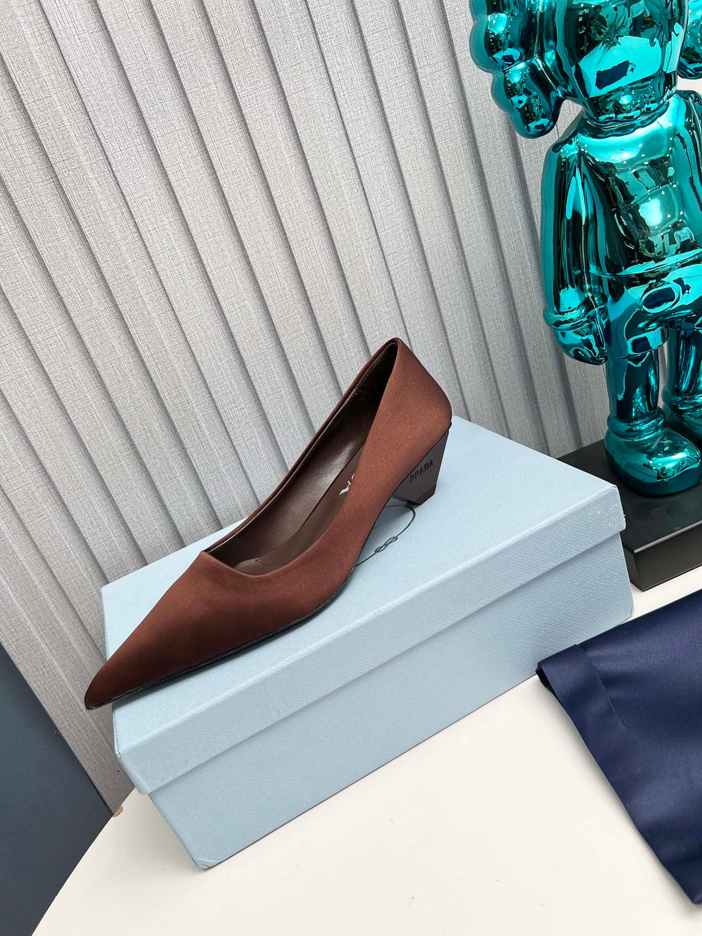 PRADA 26S POINTED TOE PUMPS 40MM IN DARK BROWN SATIN