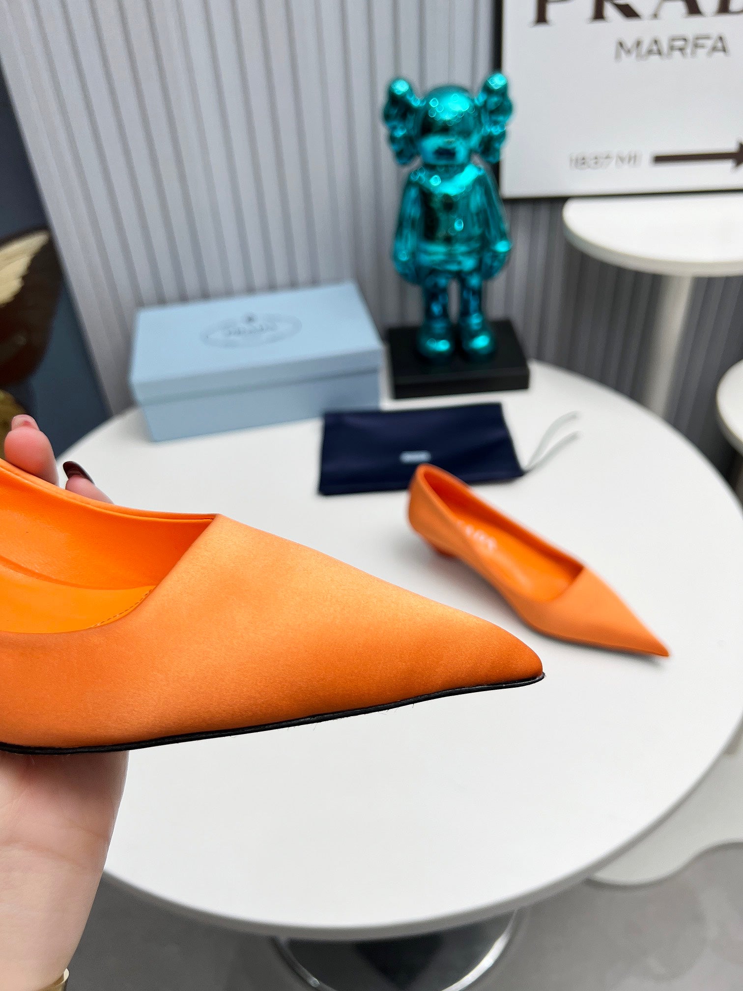 PRADA 26S POINTED TOE PUMPS 40MM IN ORANGE SATIN