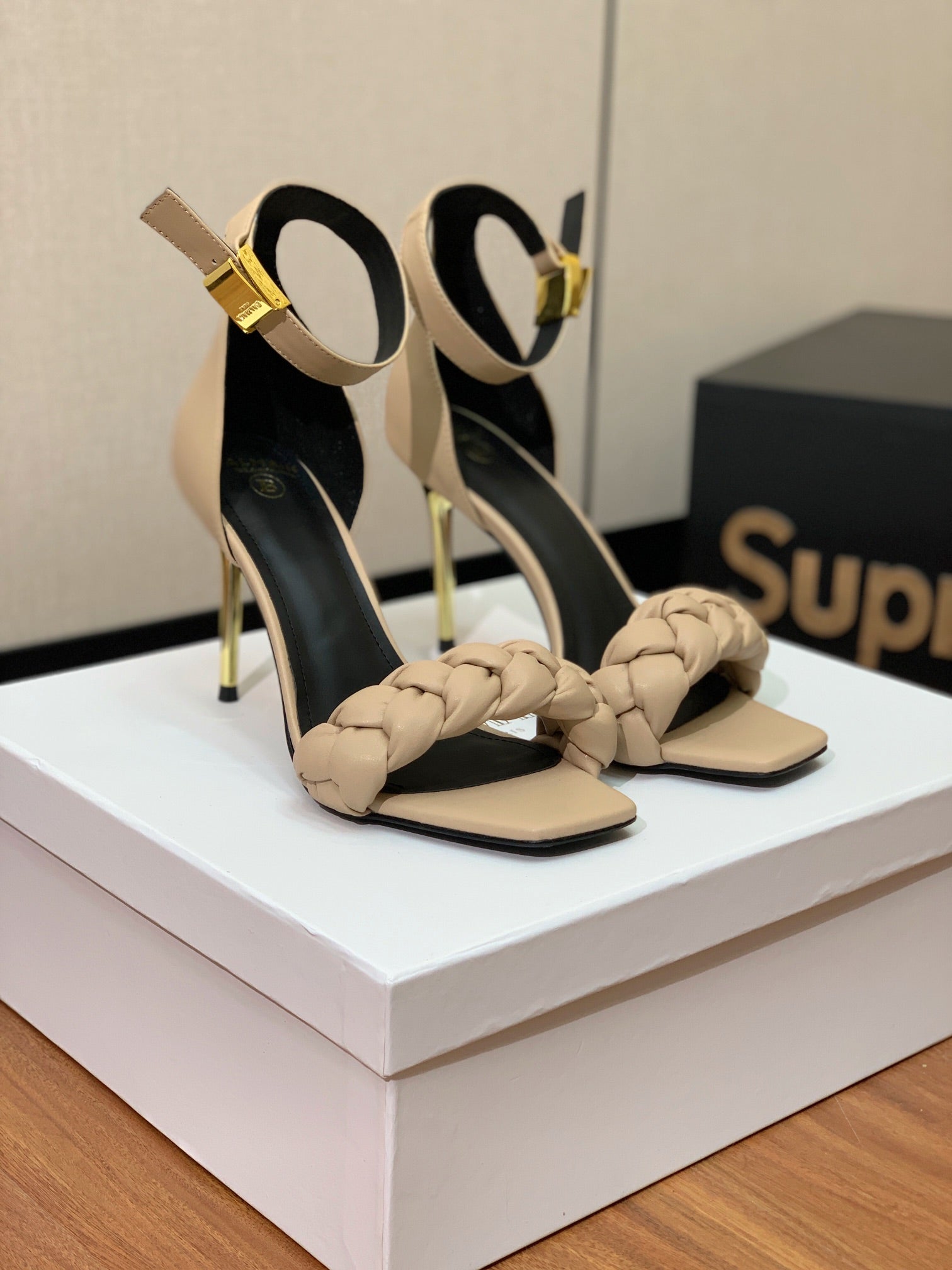 BALMAIN 26S BRAIDED-STRAP HIGH-HEEL SANDALS 95 MM IN BEIGE CALFSKIN