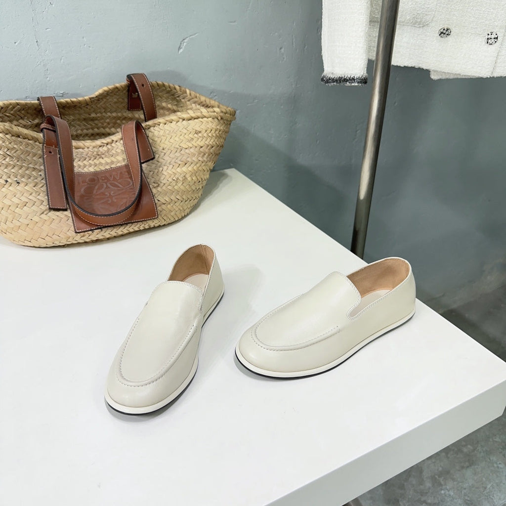 THE ROW 26S CLASSIC LOAFERS IN IVORY WHITE CALFSKIN