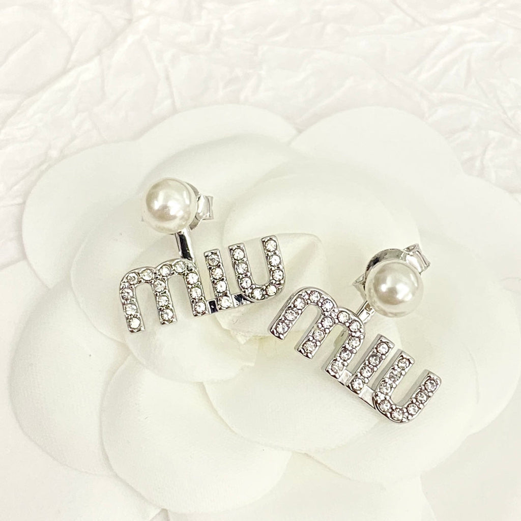 MIUMIU 26S PEARL LOGO DROP EARRINGS WITH CRYSTALS IN SILVER TONE METAL 625655