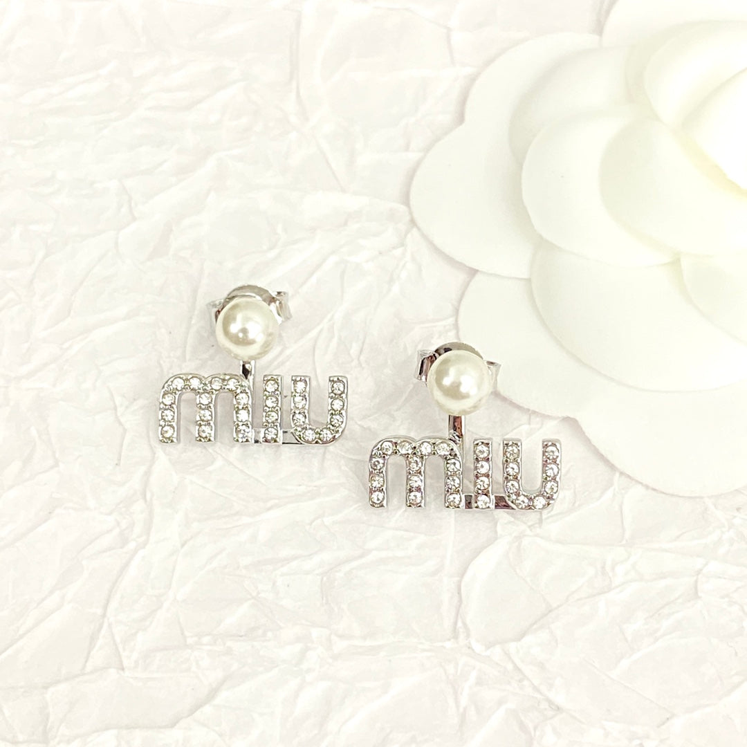 MIUMIU 26S PEARL LOGO DROP EARRINGS WITH CRYSTALS IN SILVER TONE METAL 625655