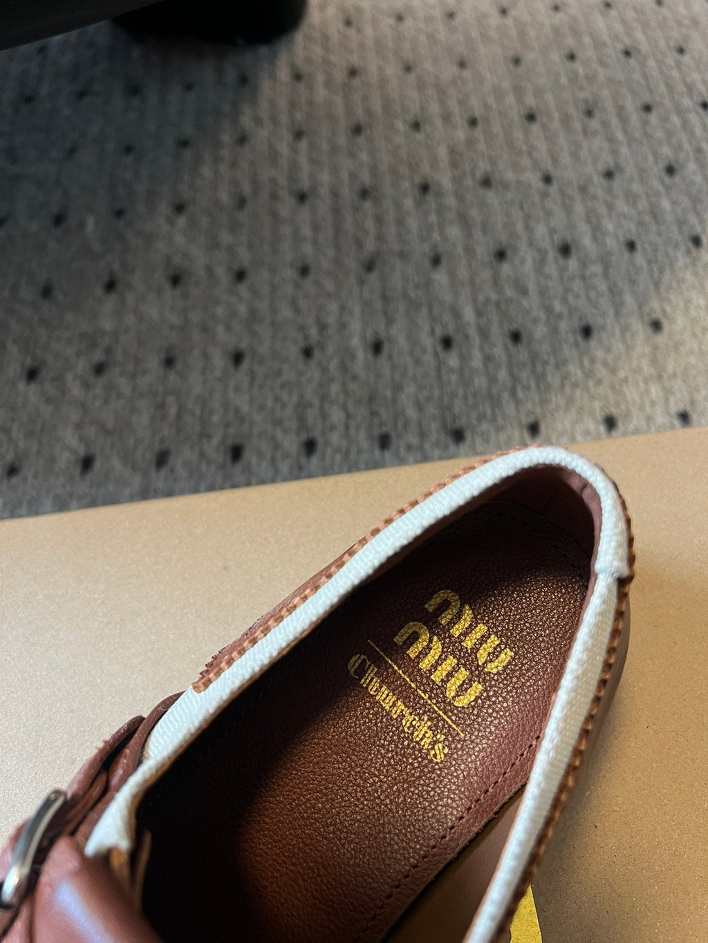 MIUMIU 26S FRINGE BUCKLE LOAFERS IN BROWN CALFSKIN