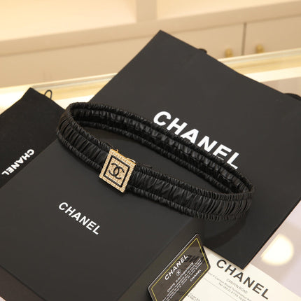 CHANEL 26S BELT 30 MM IN BLACK CALFSKIN 658423