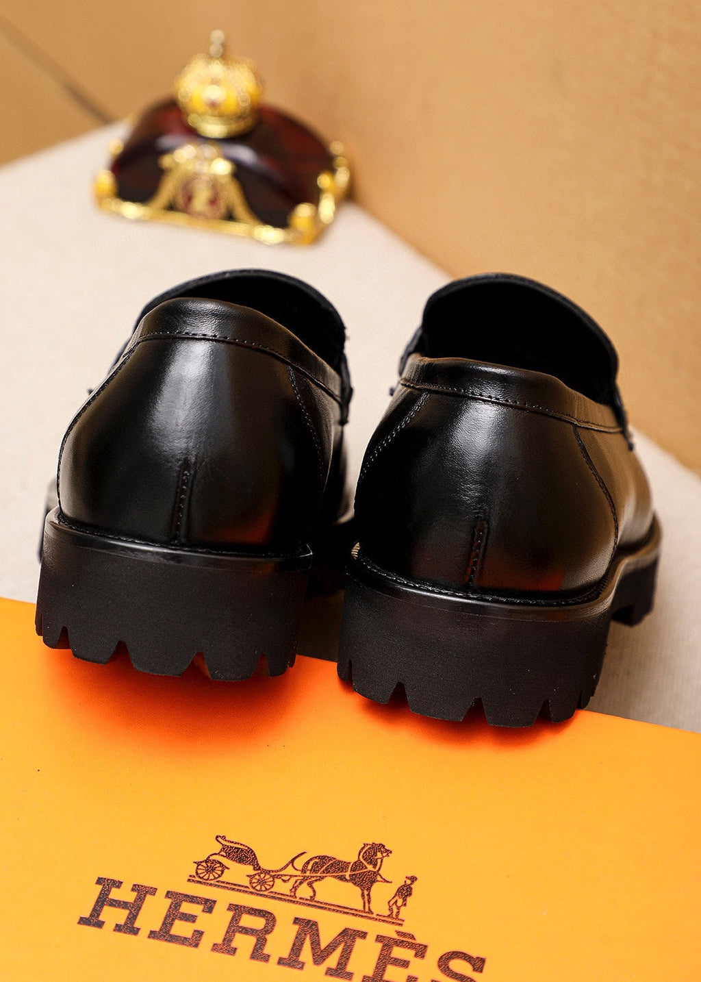 HM GOLD BUCKLE FAUBOURG LOAFER BLACK CALFSKIN