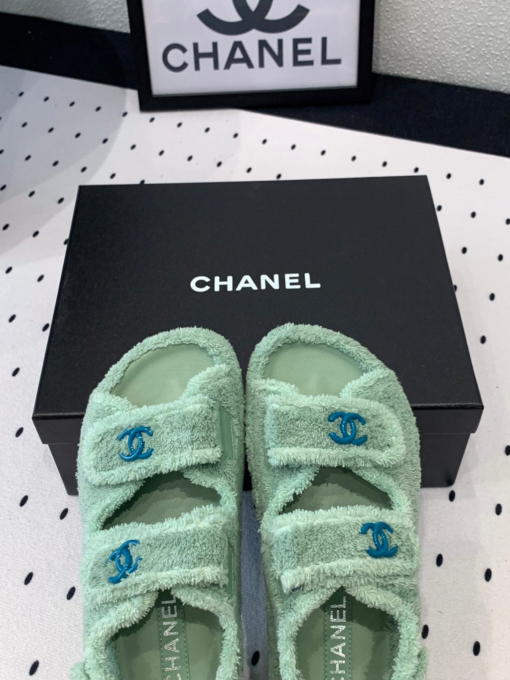 DAD SANDALS PLATFORM IN MINT GREEN FUR