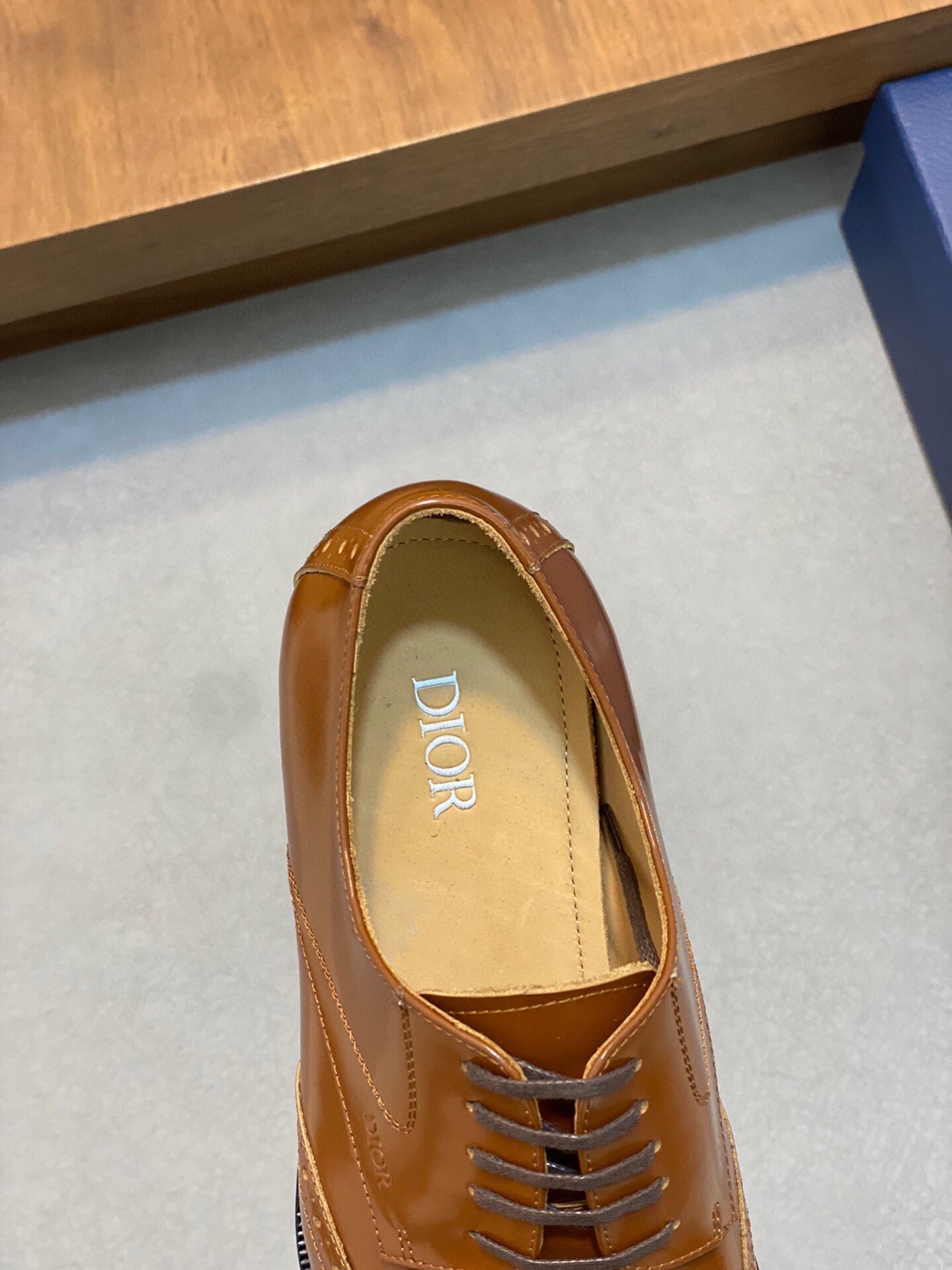 CD POINED TOE LONDON OXFORD TAWNY POLISHED CALFSKIN