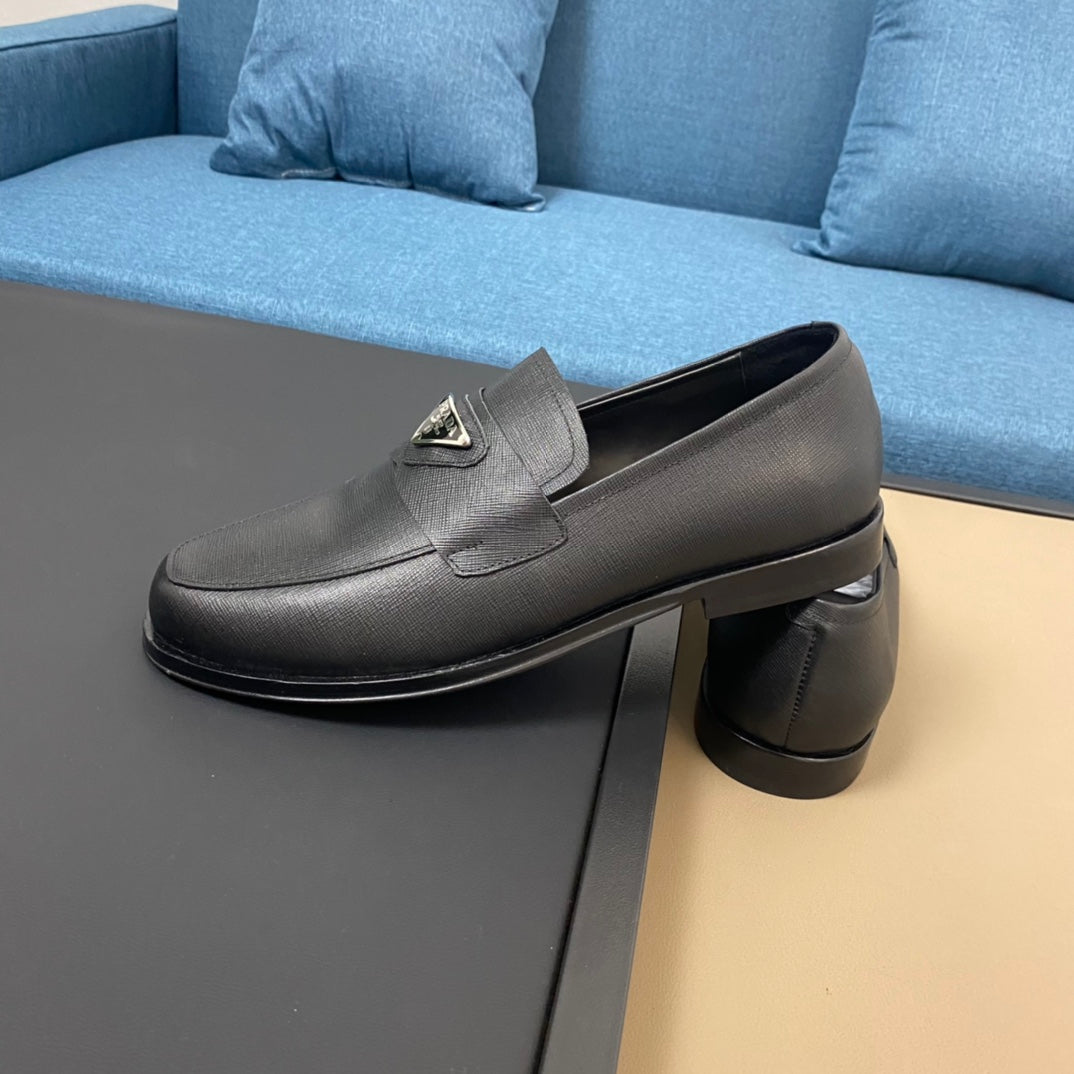PRA LOAFER IN BLACK LEATHER