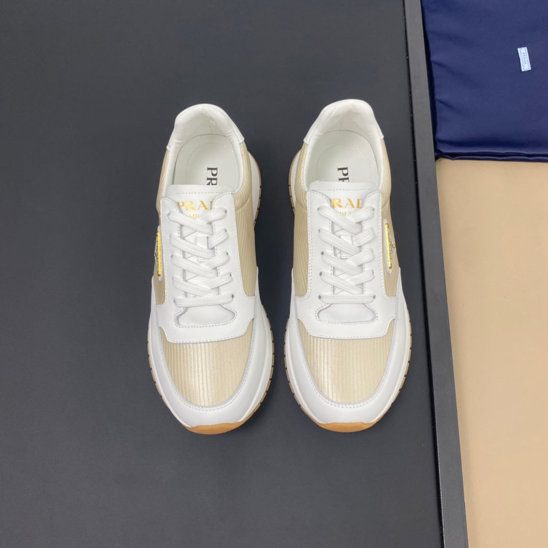 PRA SNEAKER IN WHITE CALFSKIN AND GOLD FABRIC WITH GOLDEN LOGO