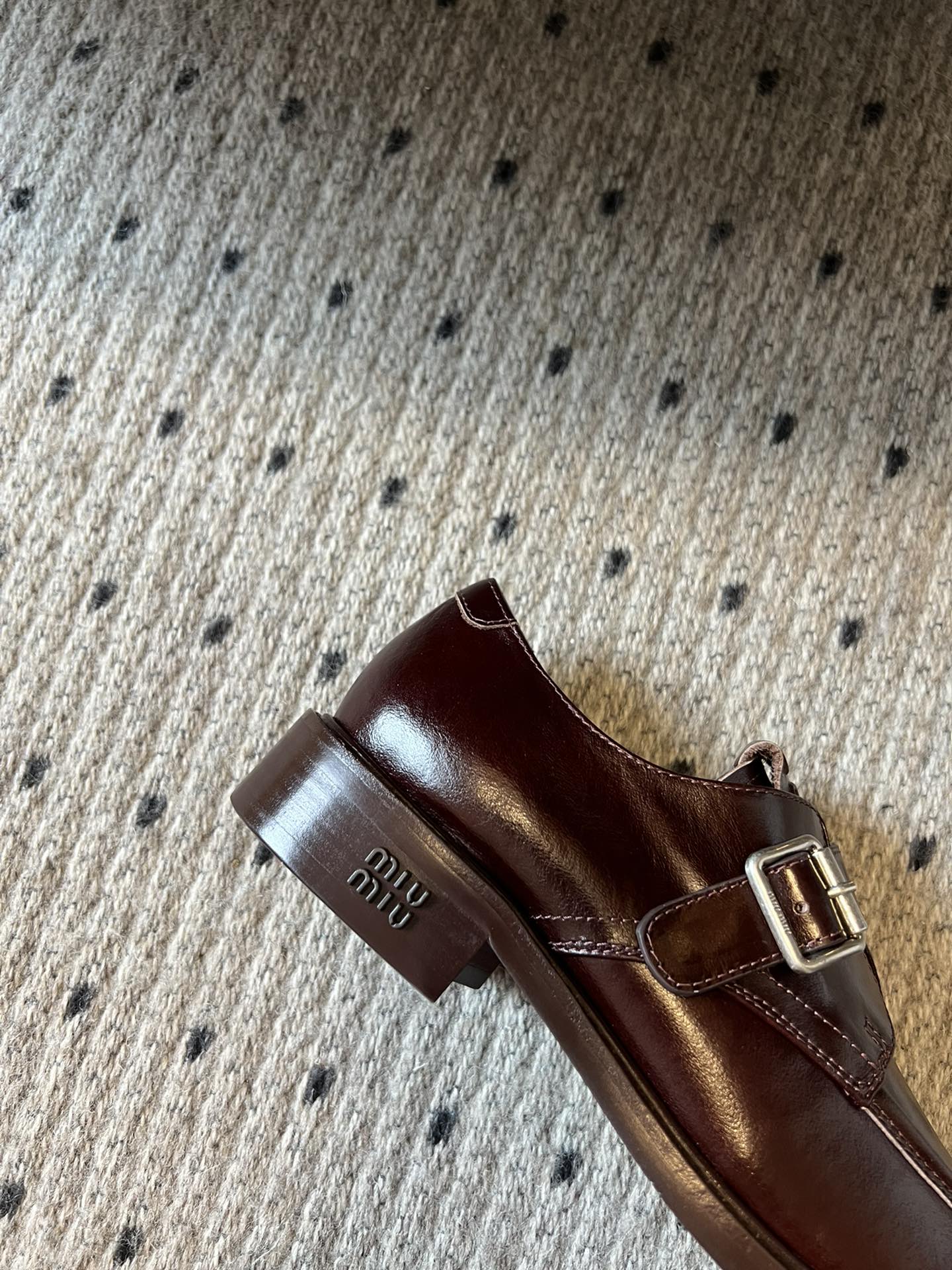 MIUMIU 26S SLIP-ON LOAFERS IN DARK REDDISH BROWN CALFSKIN SQUARE BUCKLE