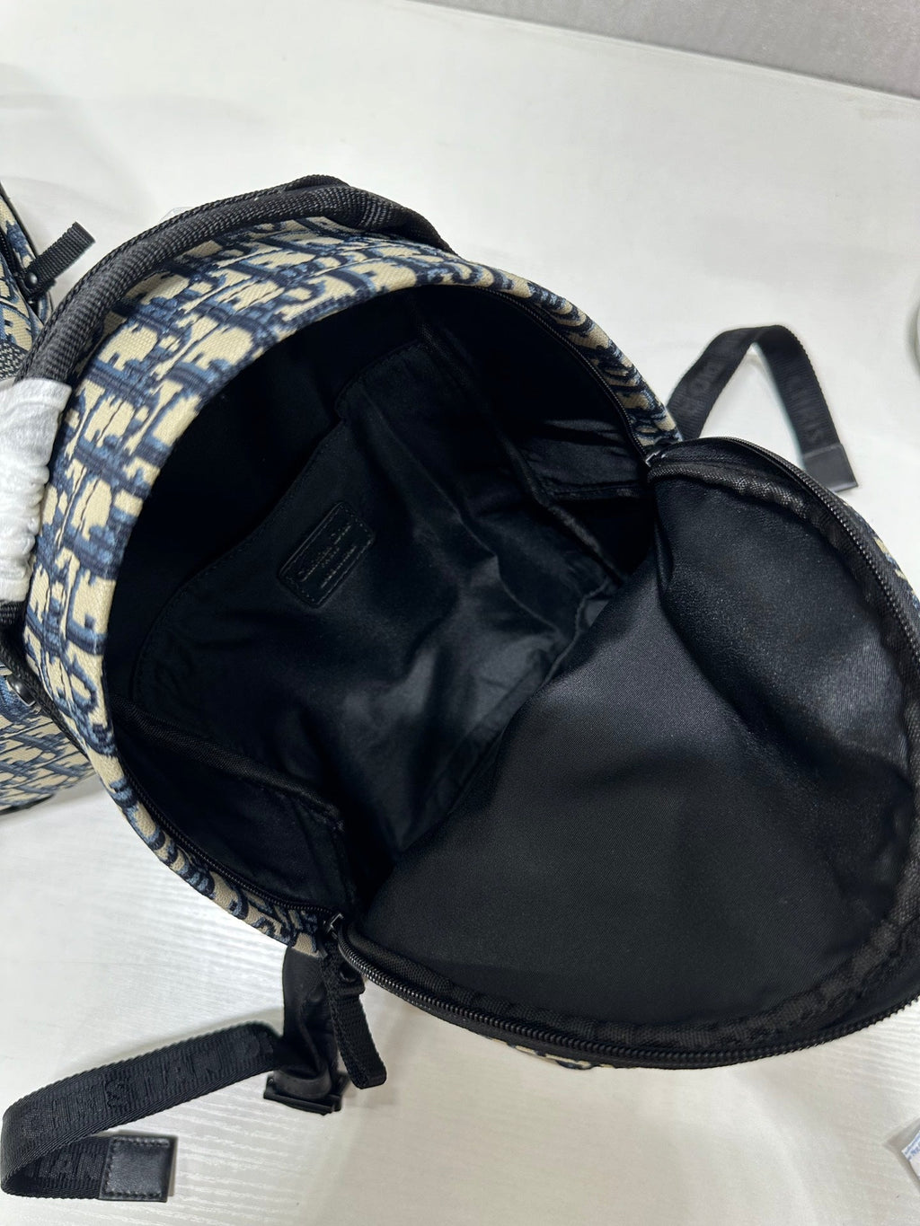 DIOR 26S TRAVEK BACKPACK 23 IN BLUE OBLIQUE JACQUARD