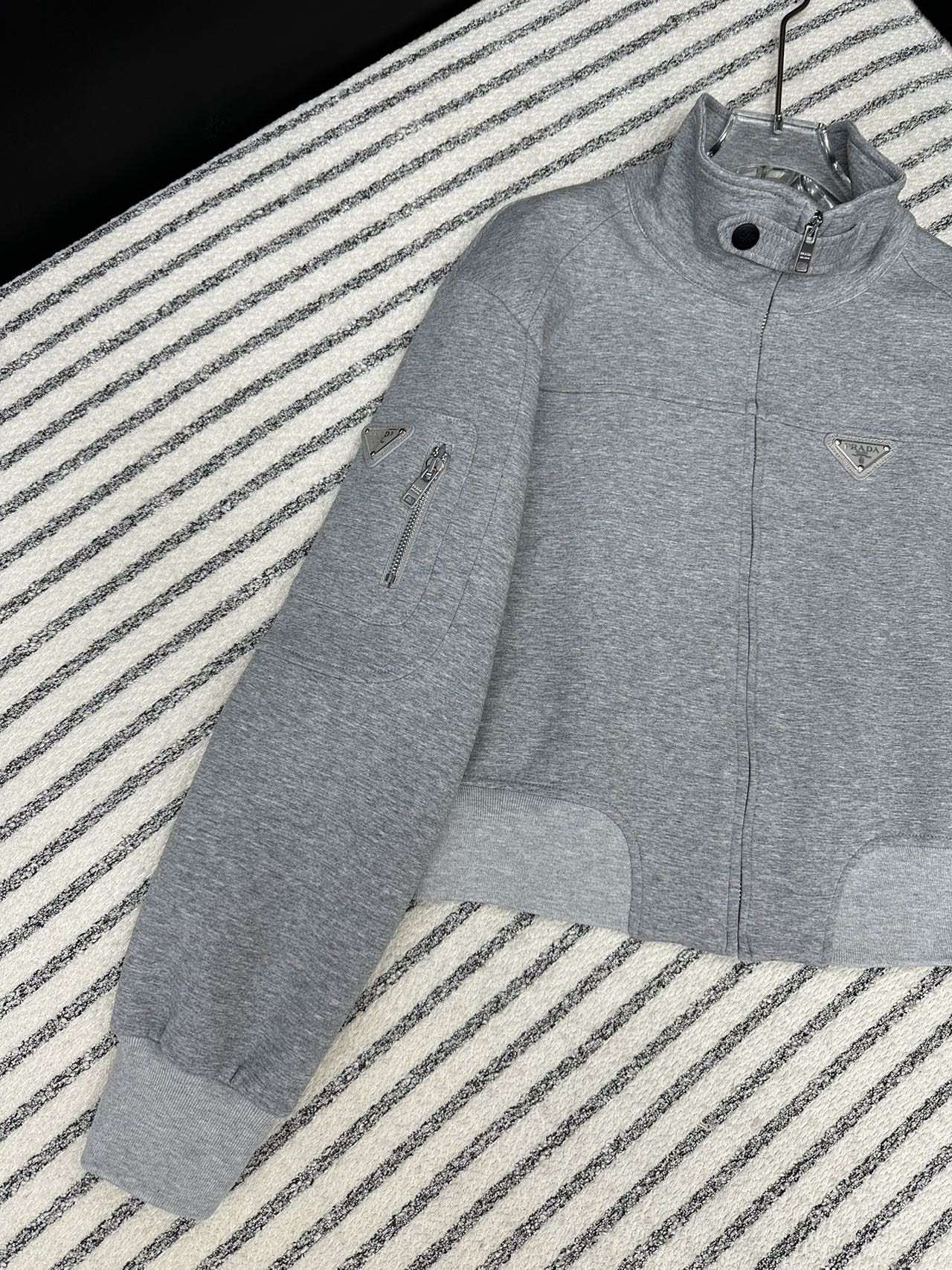 PRADA 26S BOMBER JACKET 594