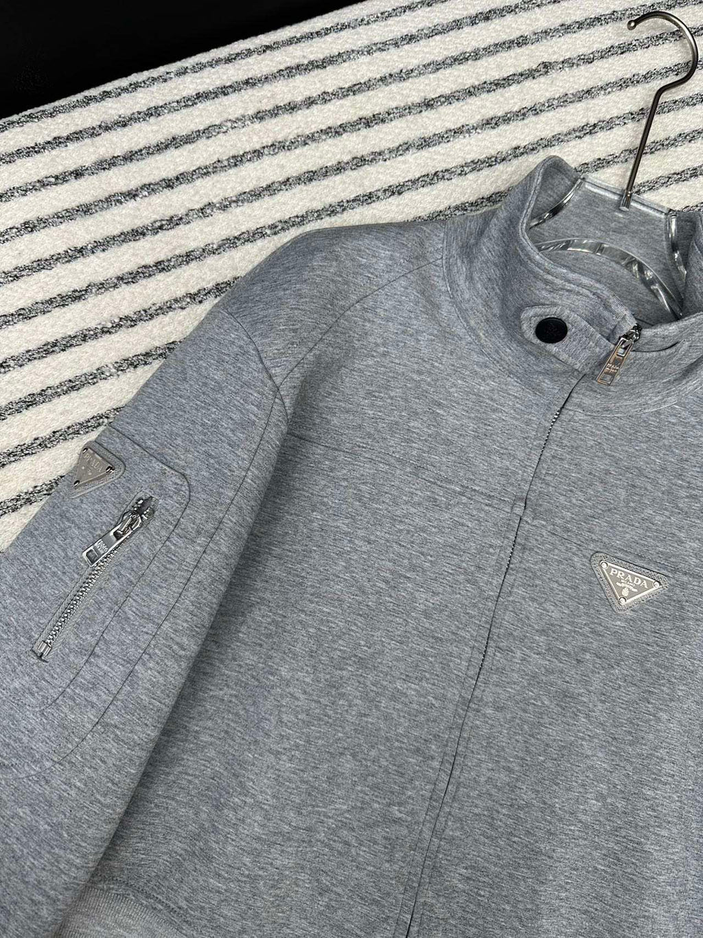 PRADA 26S BOMBER JACKET 594