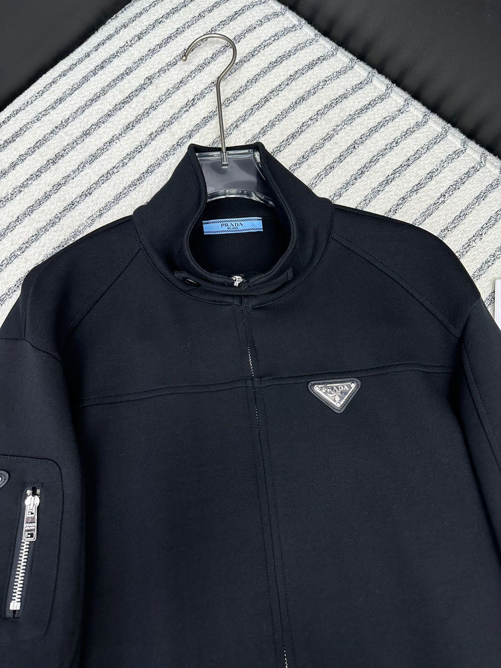 PRADA 26S BOMBER JACKET 595