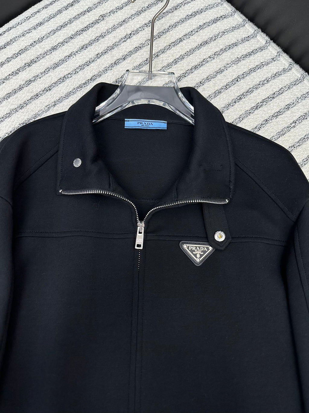 PRADA 26S BOMBER JACKET 595